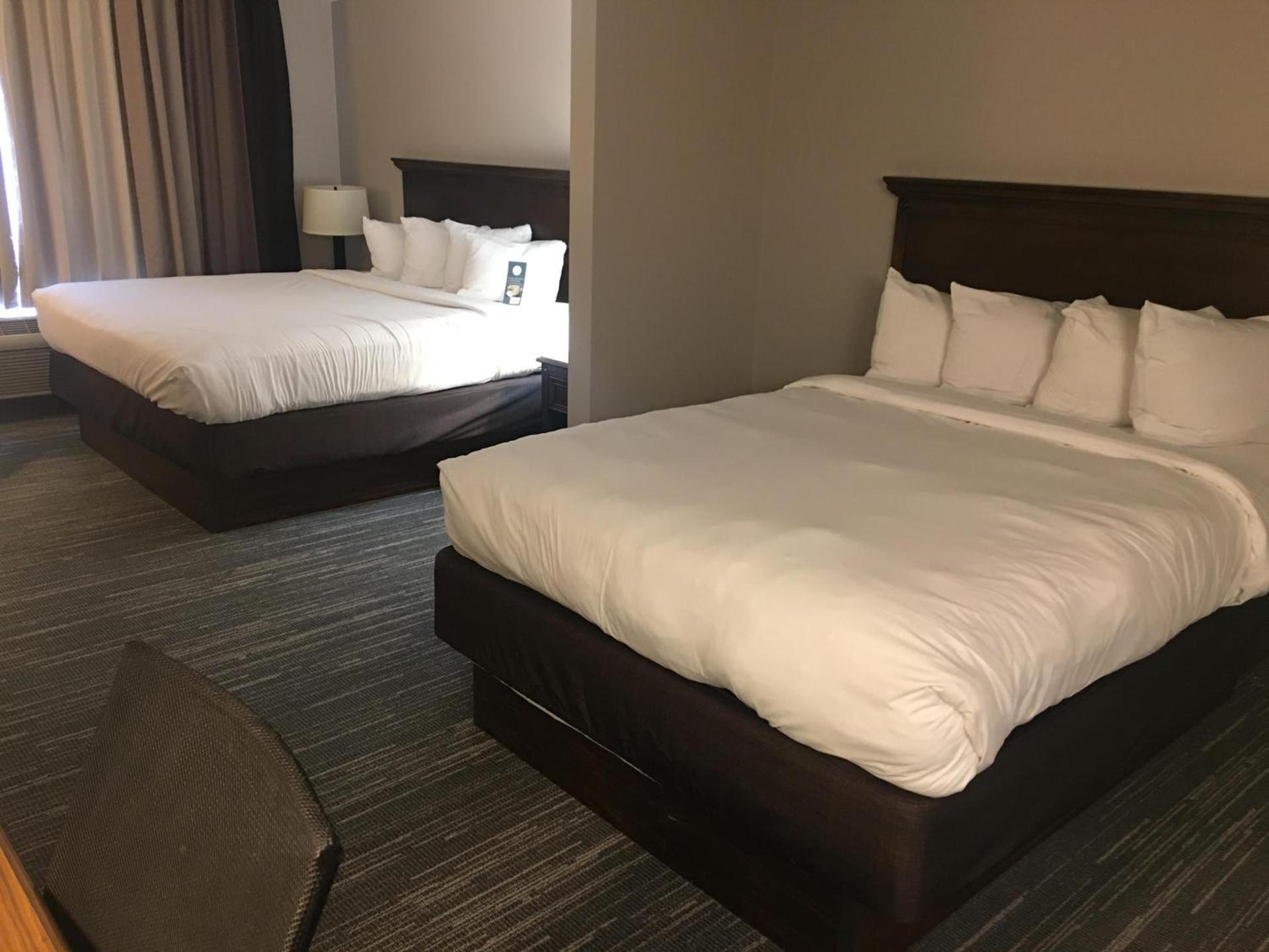 Country Inn & Suites by Radisson, Grand Rapids East, MI photo 40