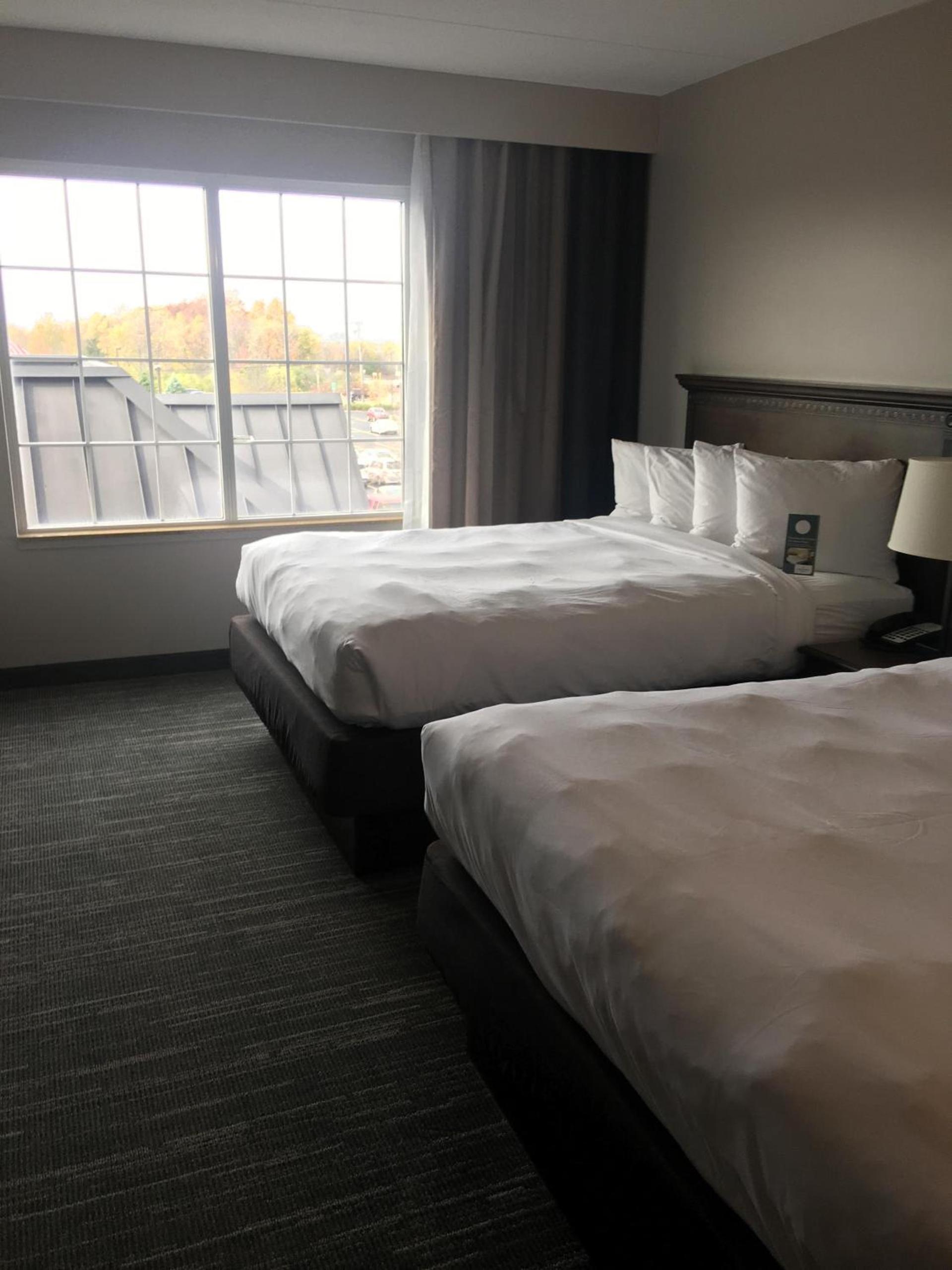 Country Inn & Suites by Radisson, Grand Rapids East, MI photo 33