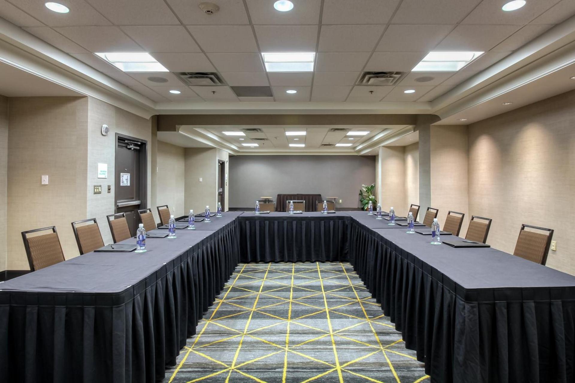 Holiday Inn & Suites Atlanta Airport North by IHG photo 44