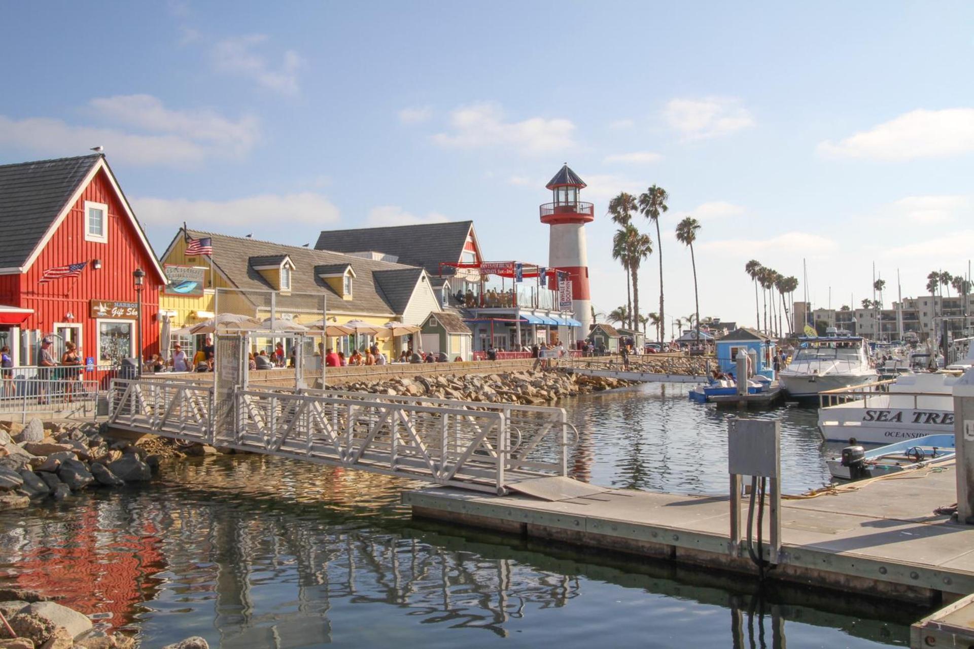 Holiday Inn Oceanside Marina Camp Pendleton by IHG photo 26