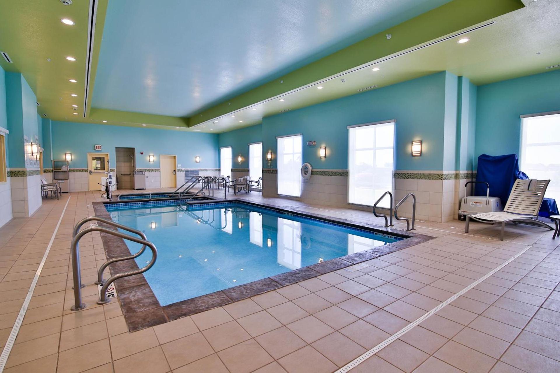 Holiday Inn Bismarck by IHG photo 59