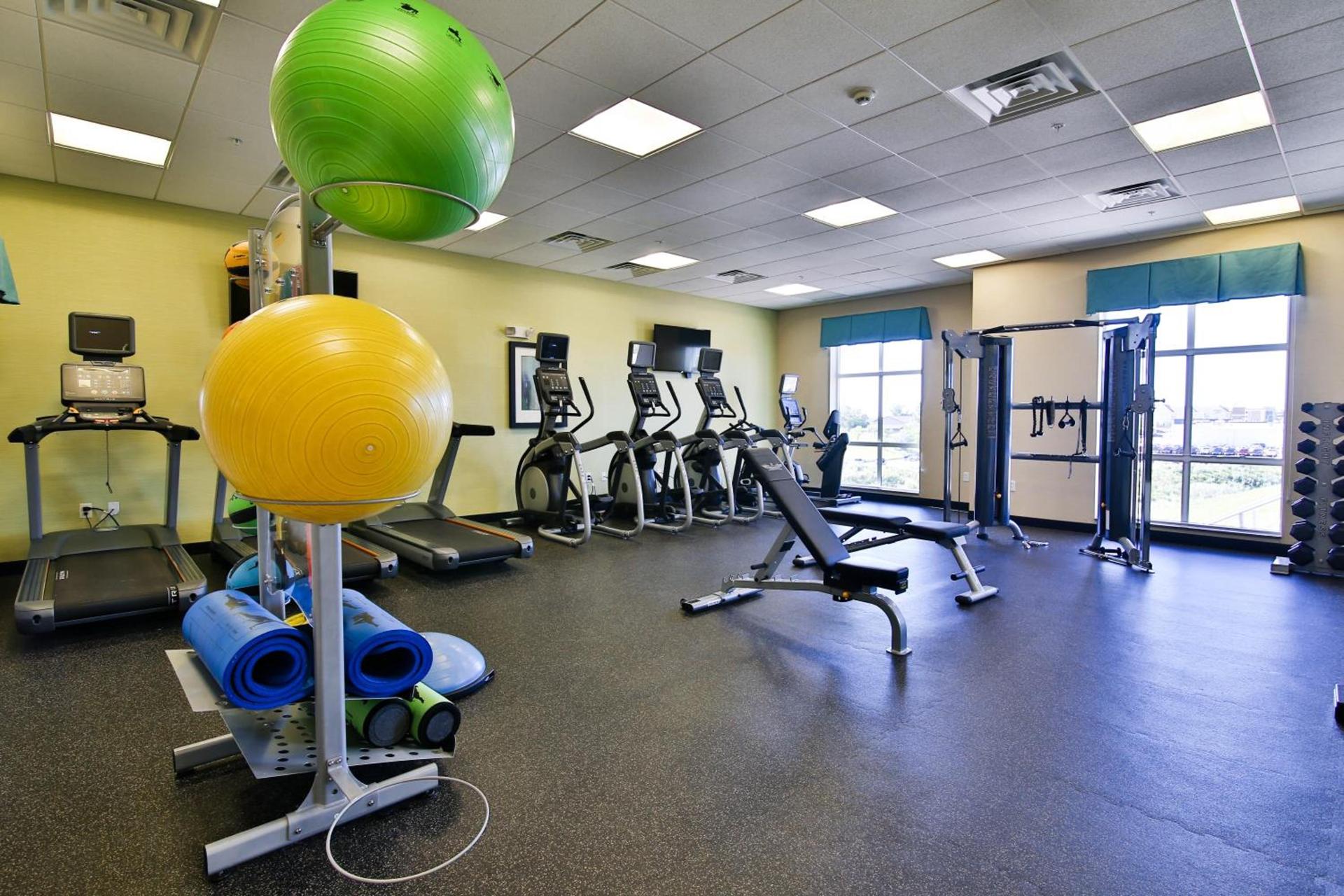 Holiday Inn Bismarck by IHG photo 13