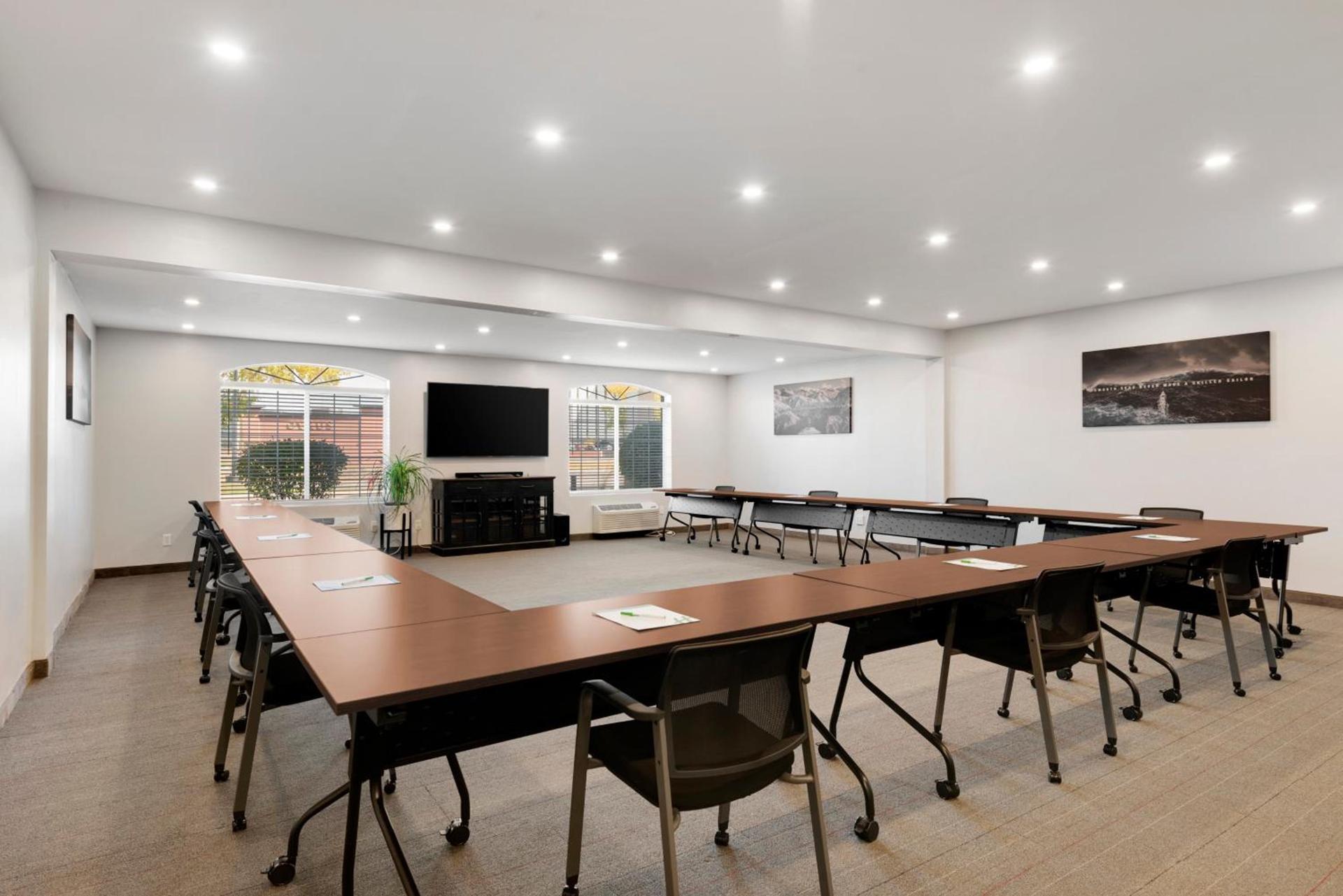 Holiday Inn - Bloomington W MSP Airport Area by IHG photo 26