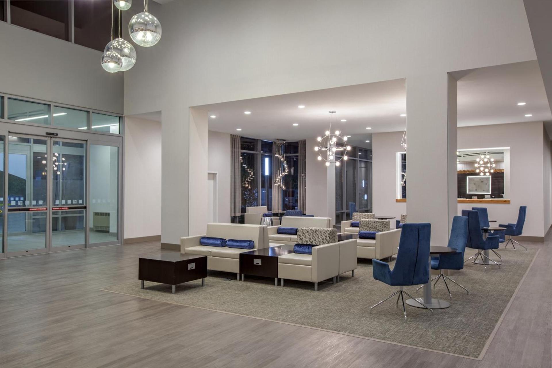 Holiday Inn Cleveland Clinic by IHG photo 32