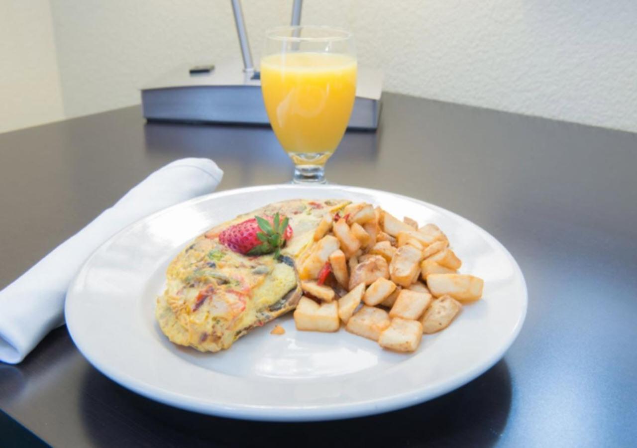 Holiday Inn Bismarck by IHG photo 31