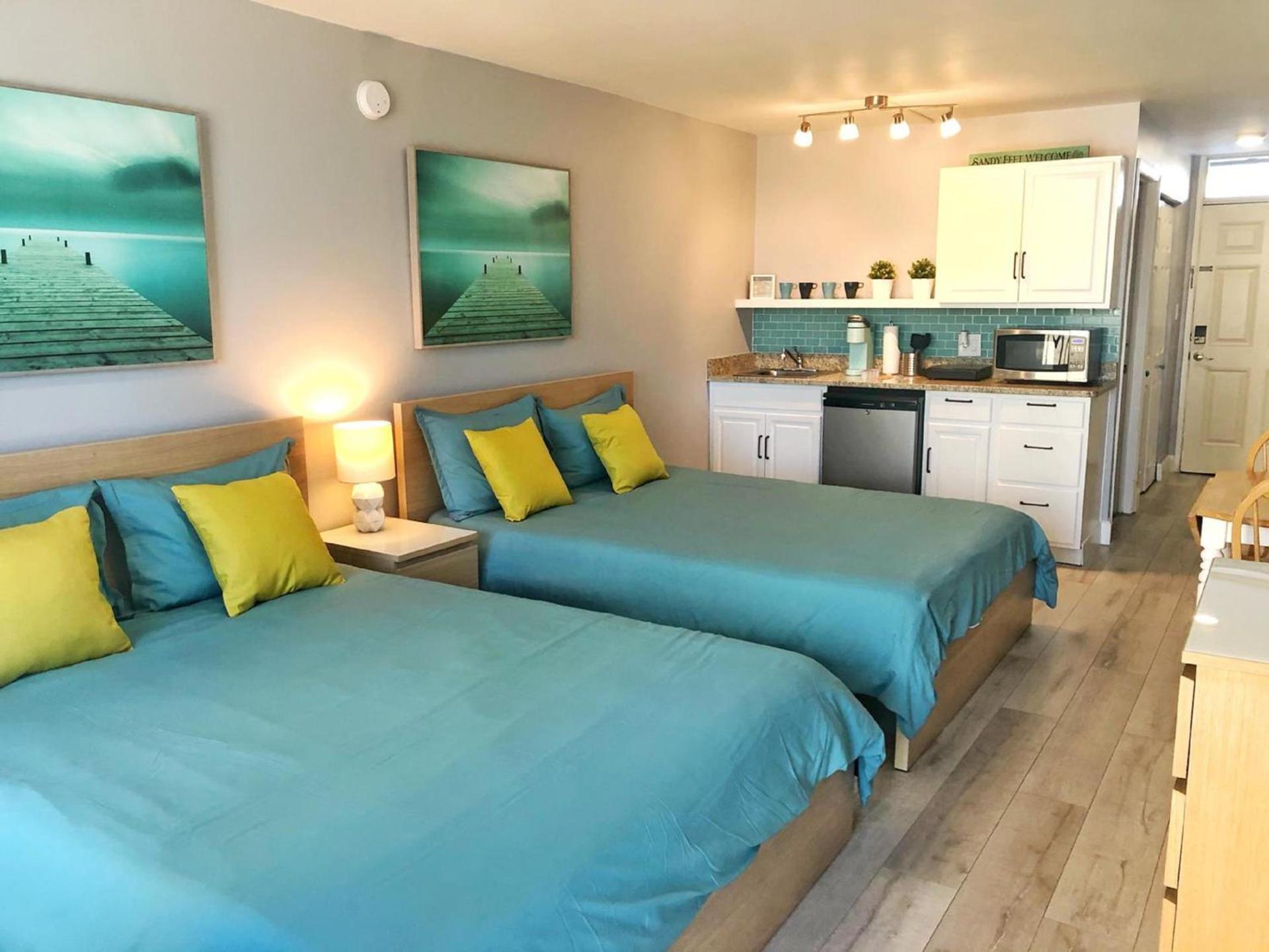 Pirates Cove Resort Studios! photo 27