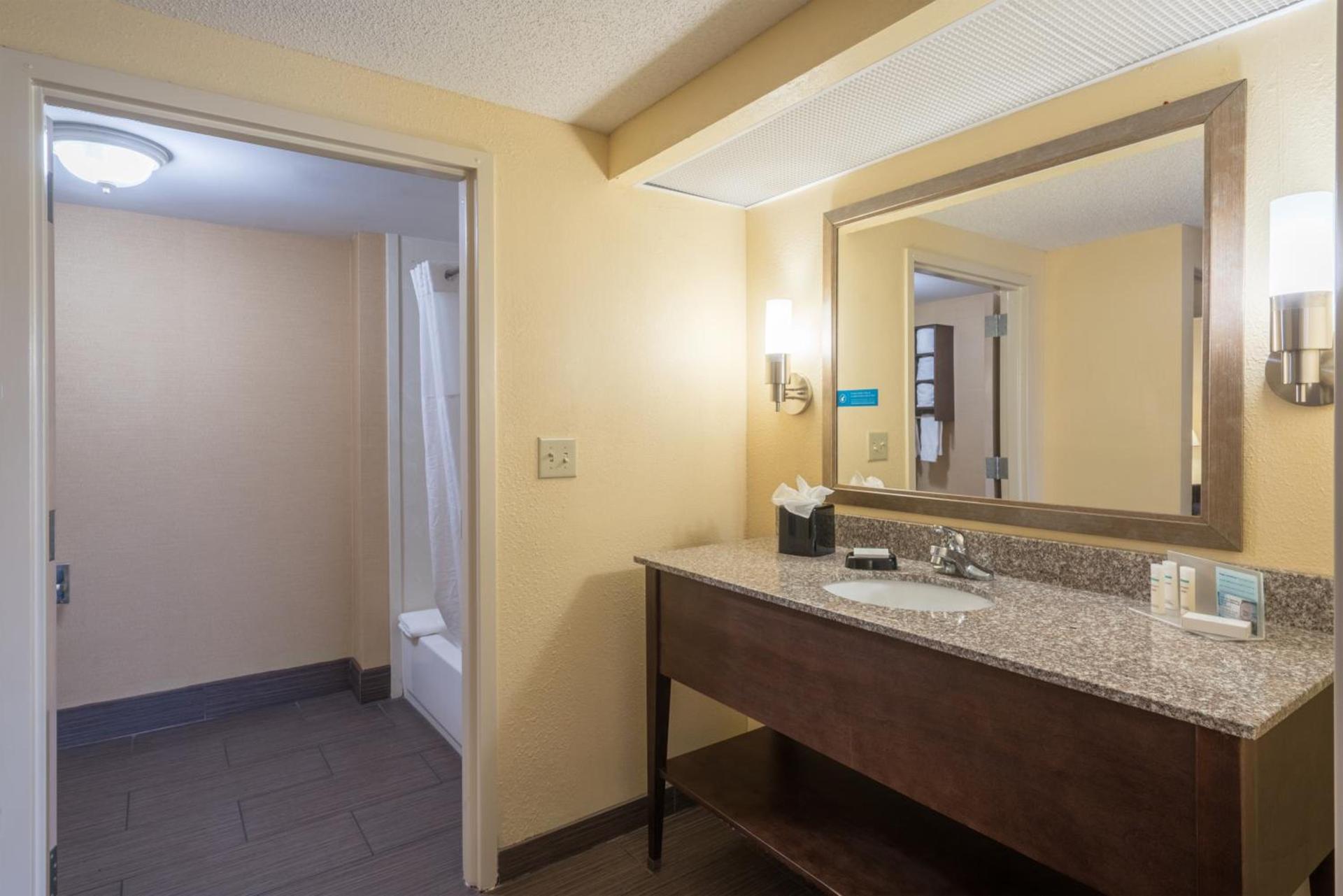 Hamilton Inn Birmingham-Bessemer photo 23