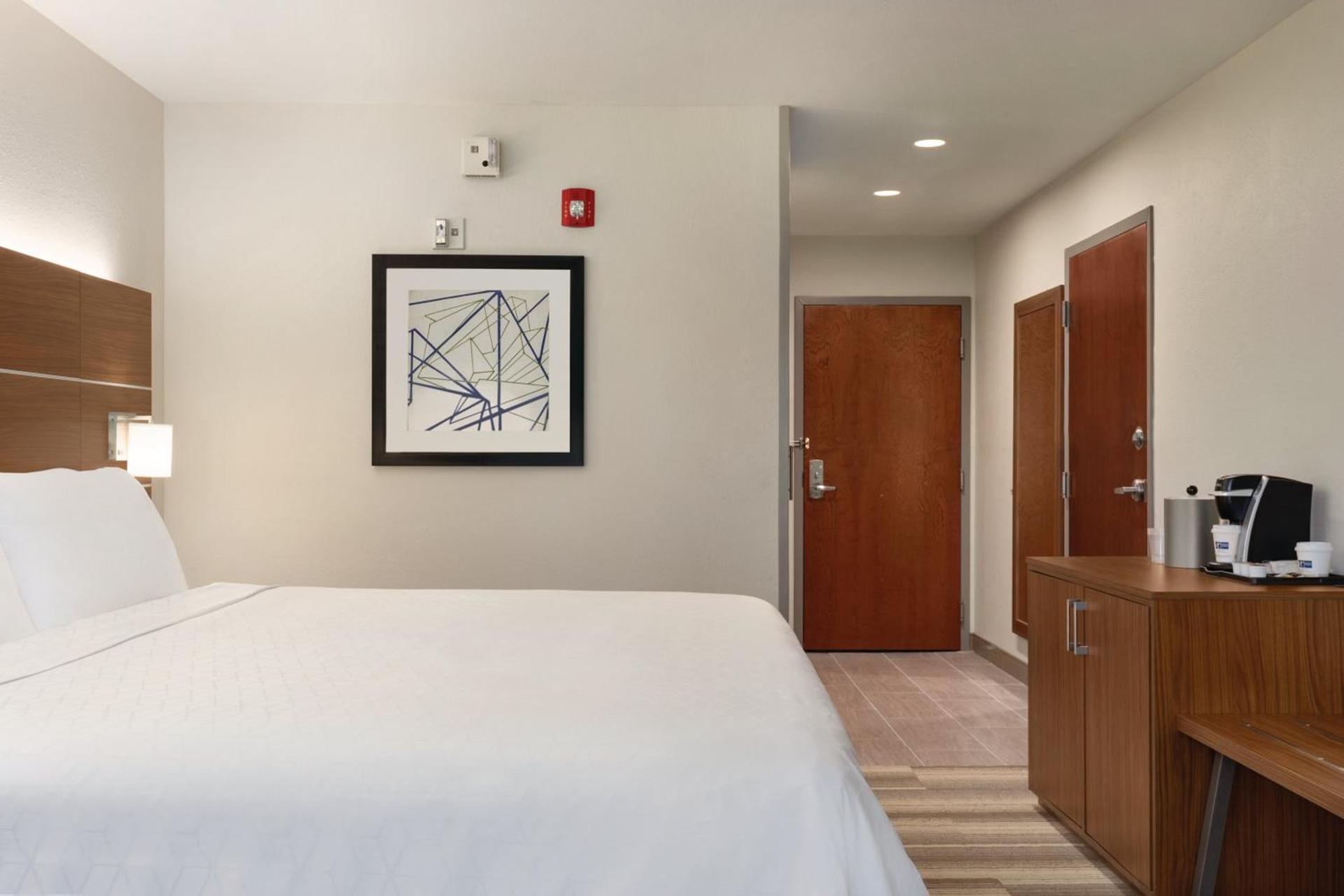 Holiday Inn Express Hotel & Suites Lavonia by IHG photo 49