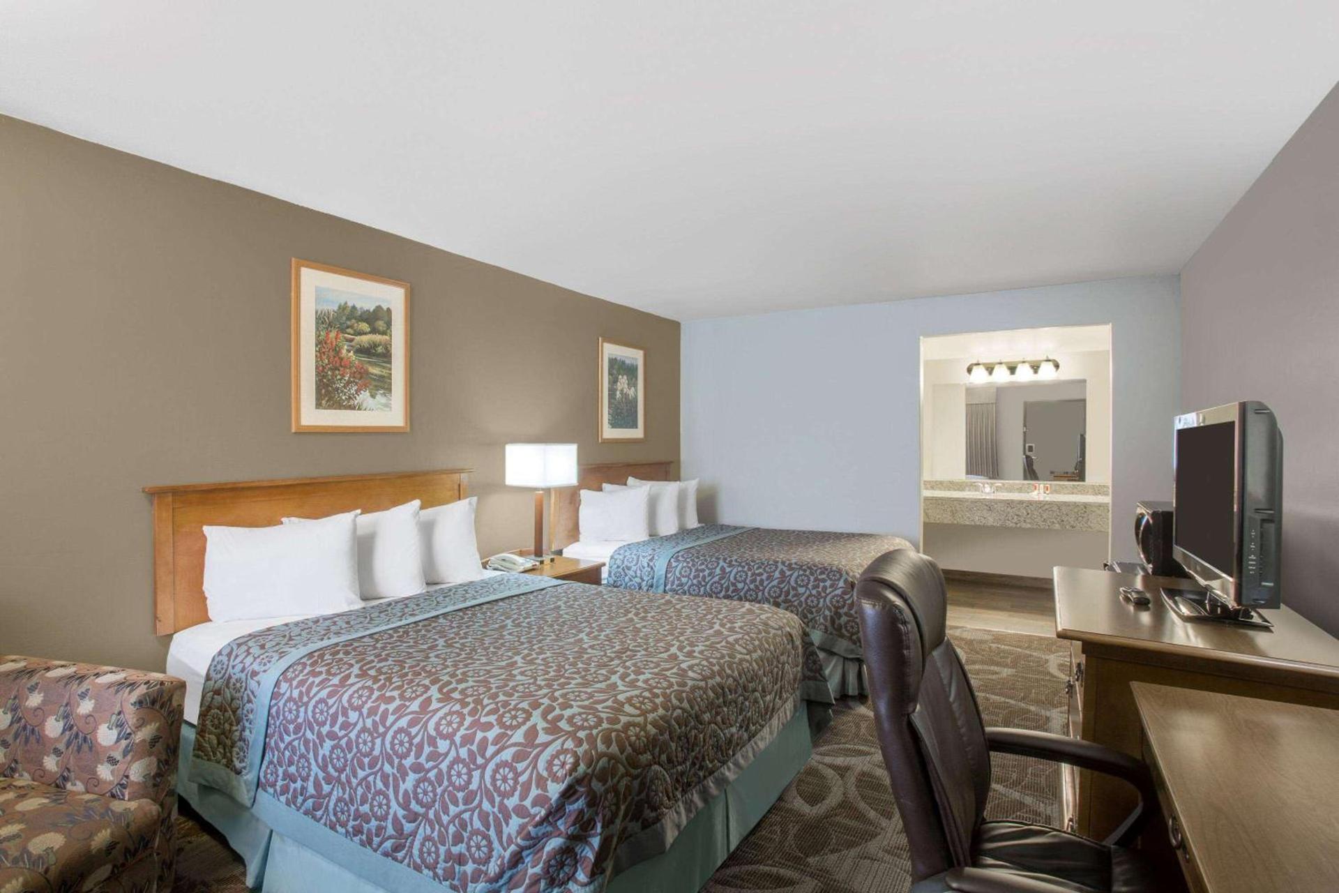 Royal Inn Provo photo 20