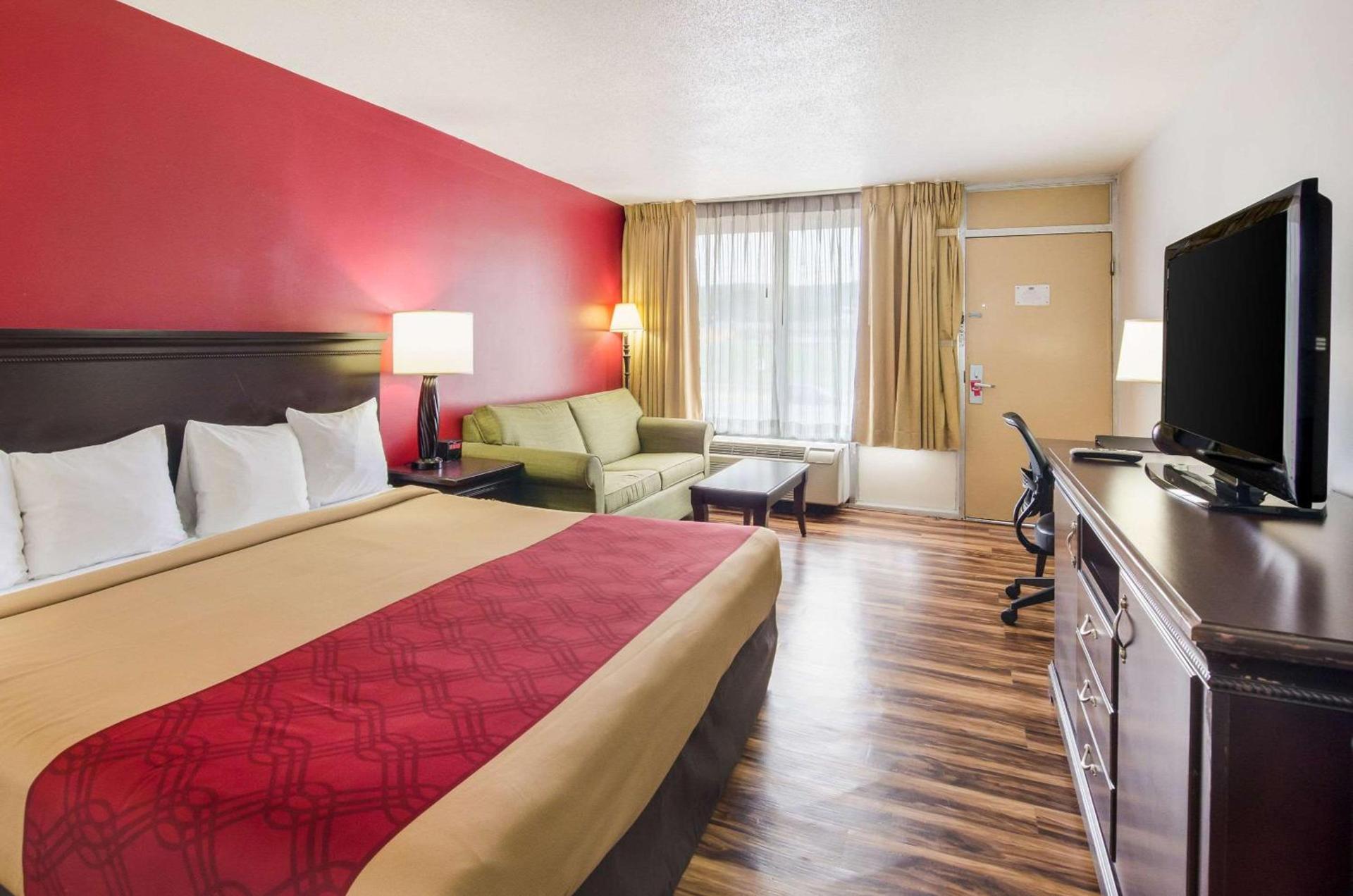 Econo Lodge Marion I-81 photo 19