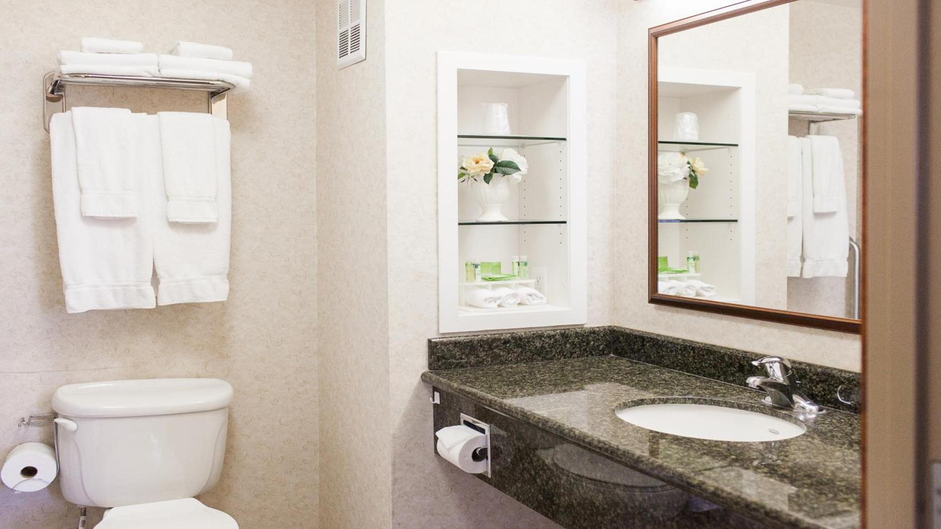 Holiday Inn Express Turlock by IHG photo 46