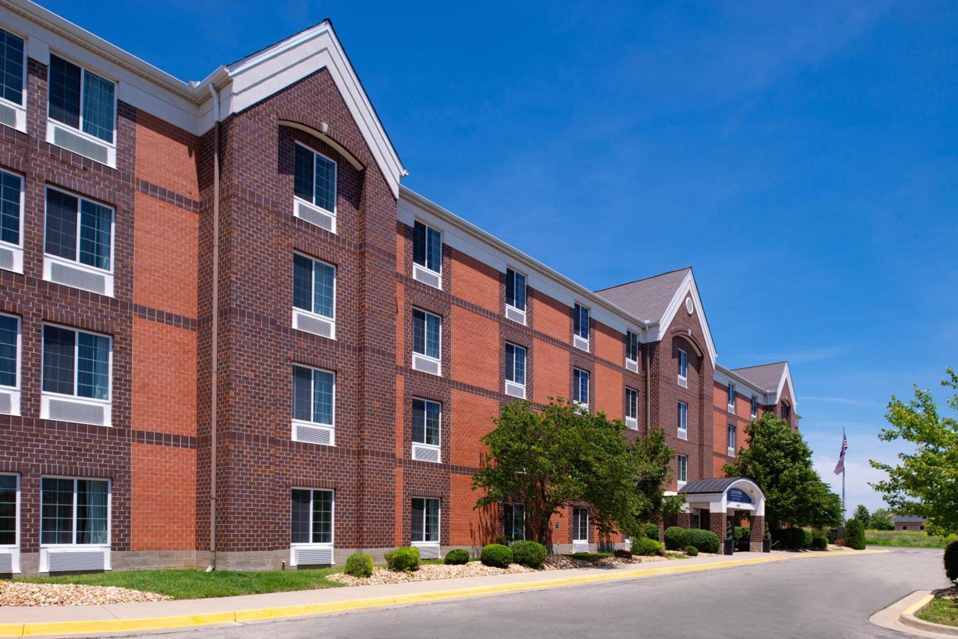 Candlewood Suites Olathe by IHG photo 23