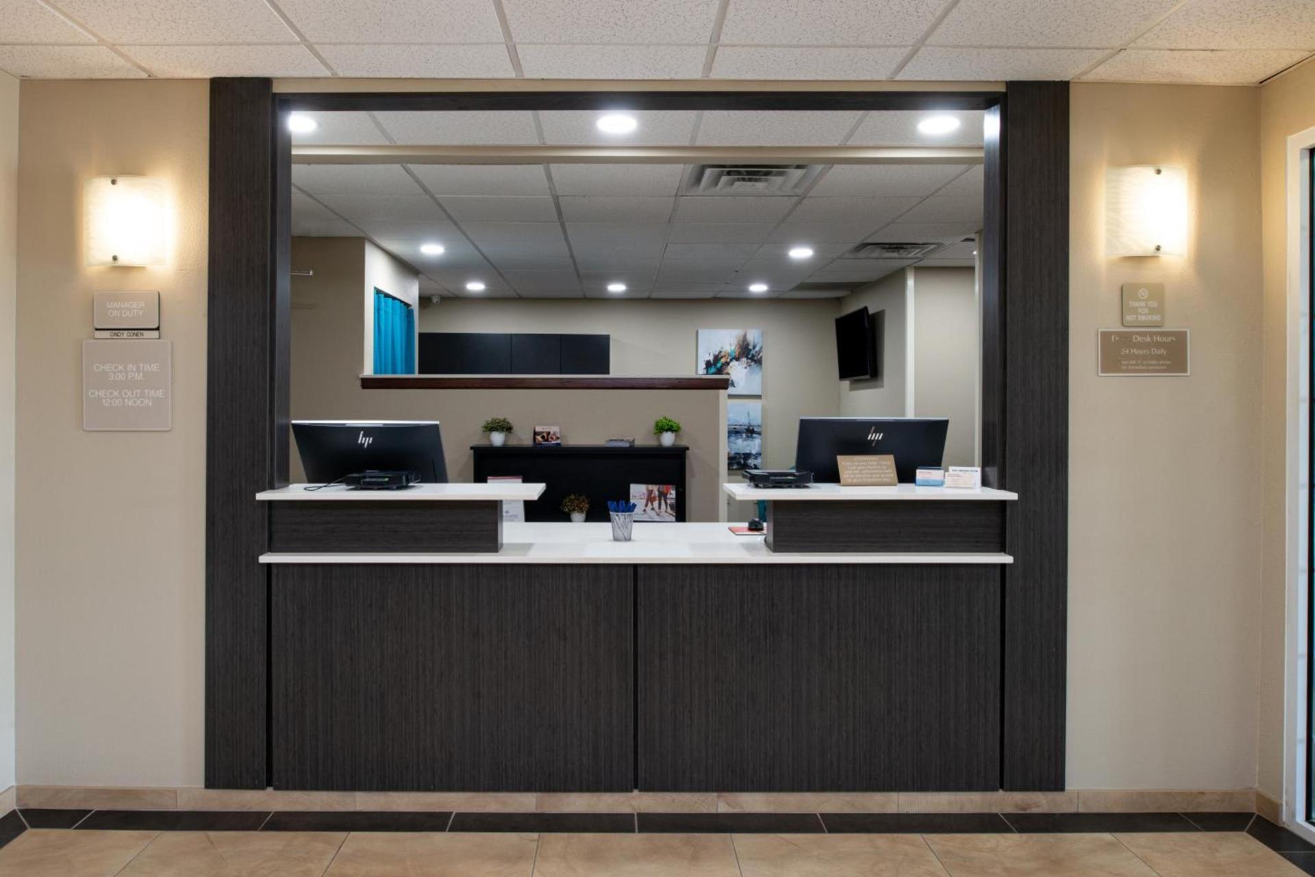Candlewood Suites Olathe by IHG photo 8