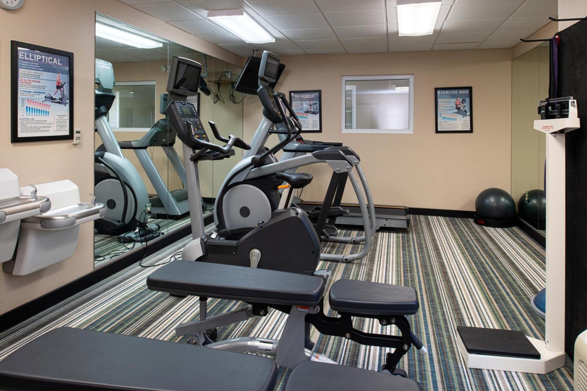 Candlewood Suites Olathe by IHG photo 24