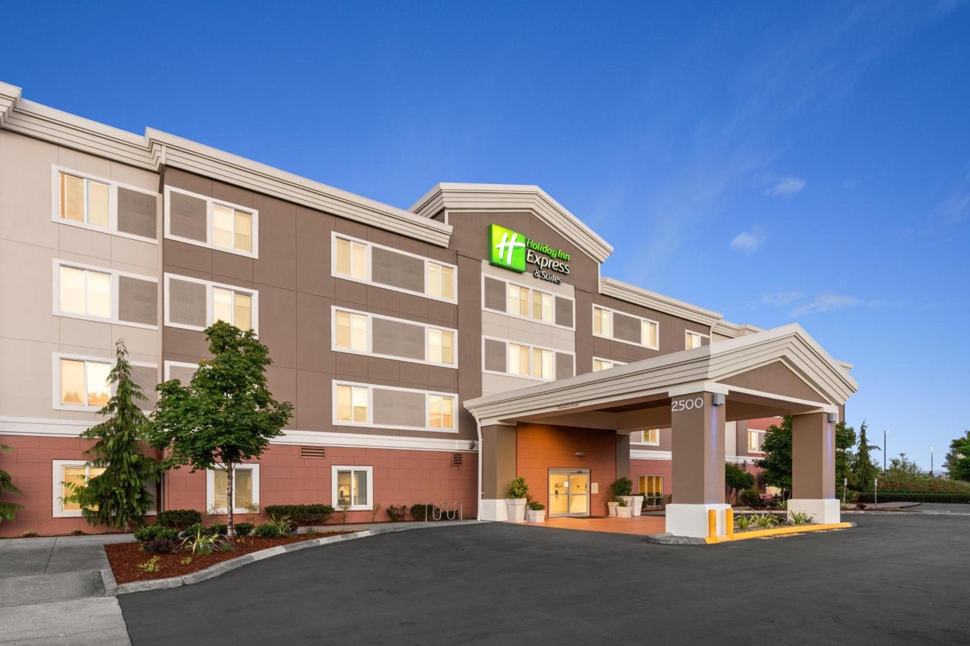 Holiday Inn Express and Suites Sumner by IHG photo 16