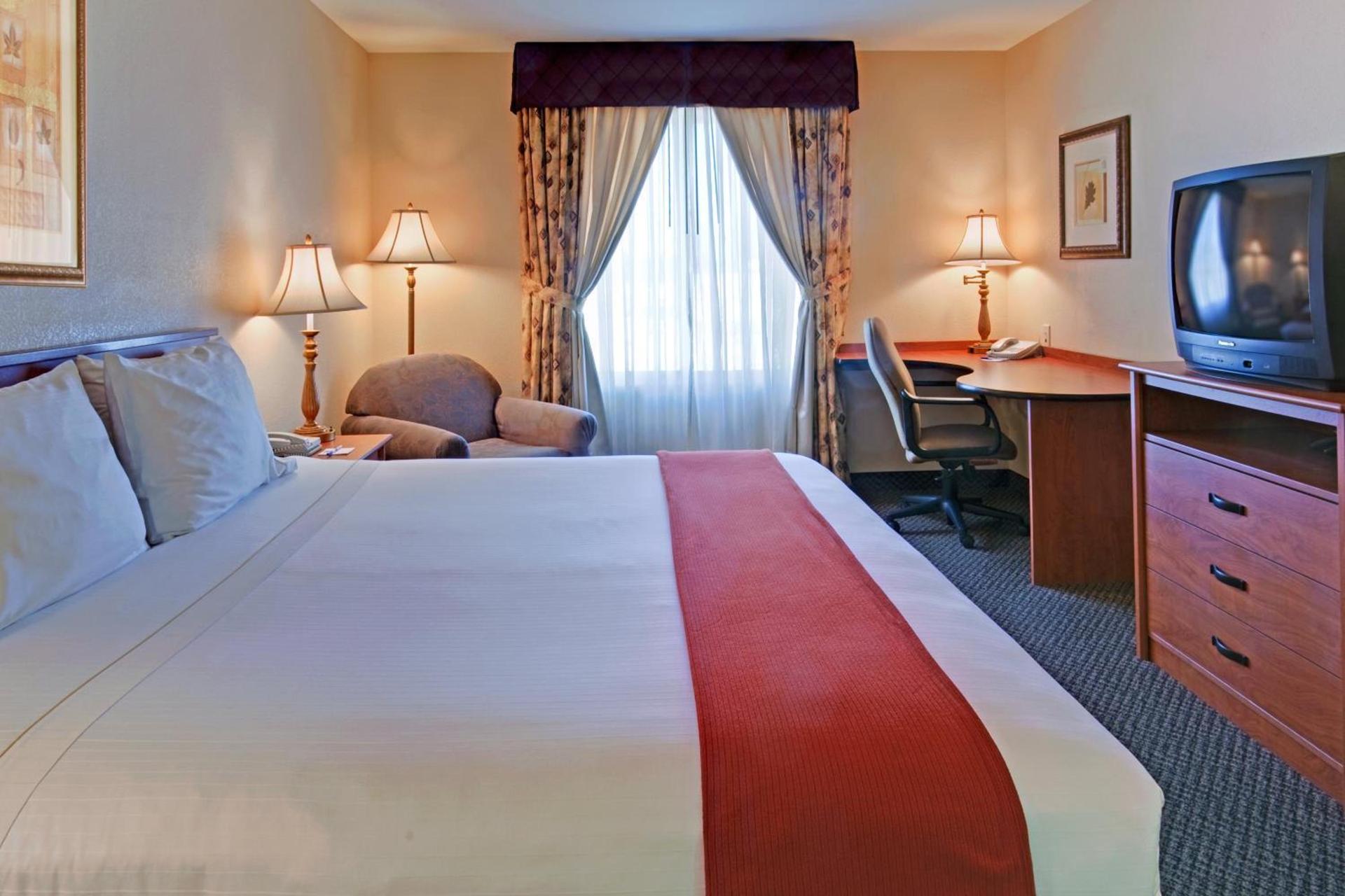 Holiday Inn Express Las Vegas-Nellis by IHG photo 18