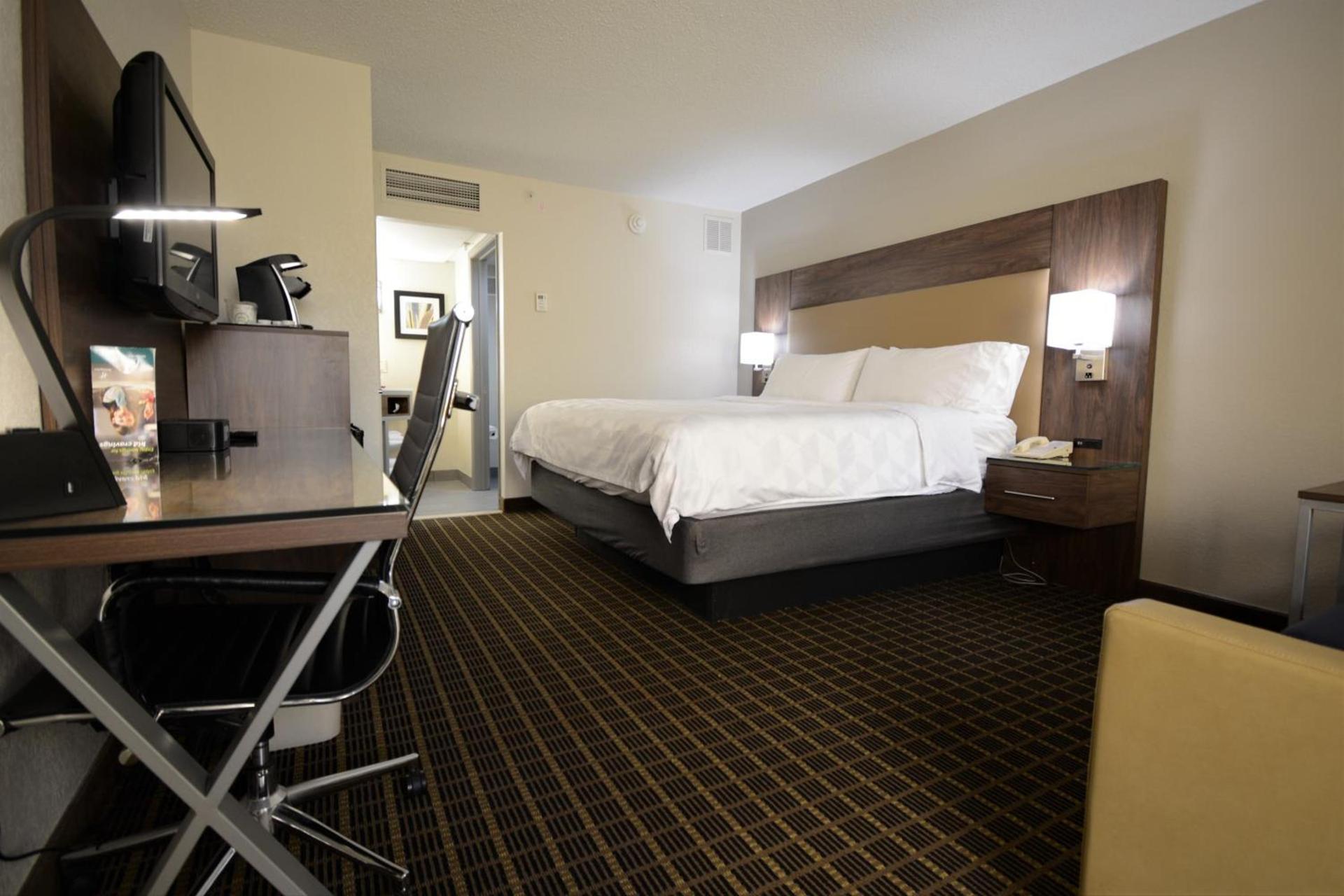 Holiday Inn Hazlet by IHG photo 76
