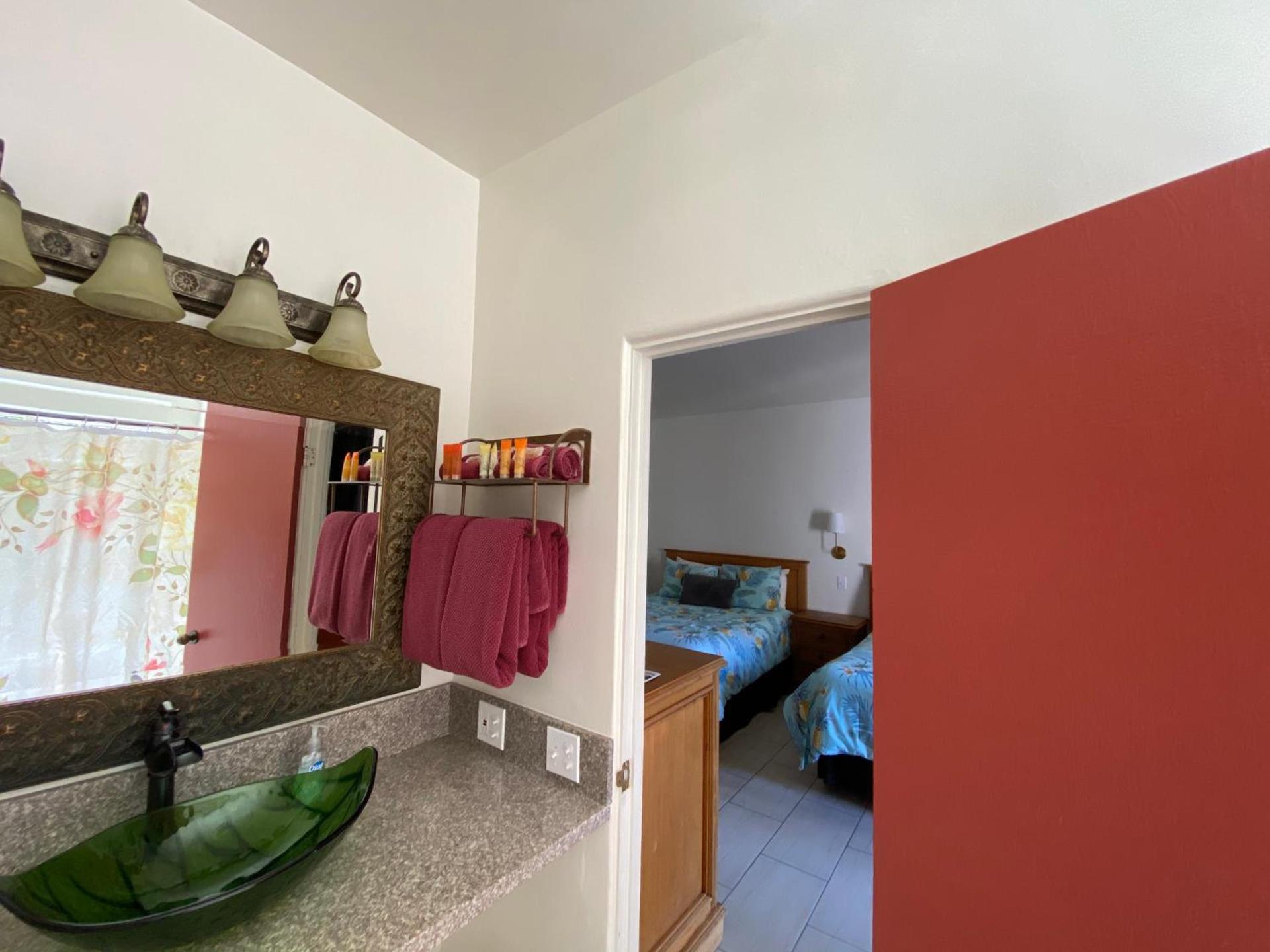 Villa Rosa Inn photo 53