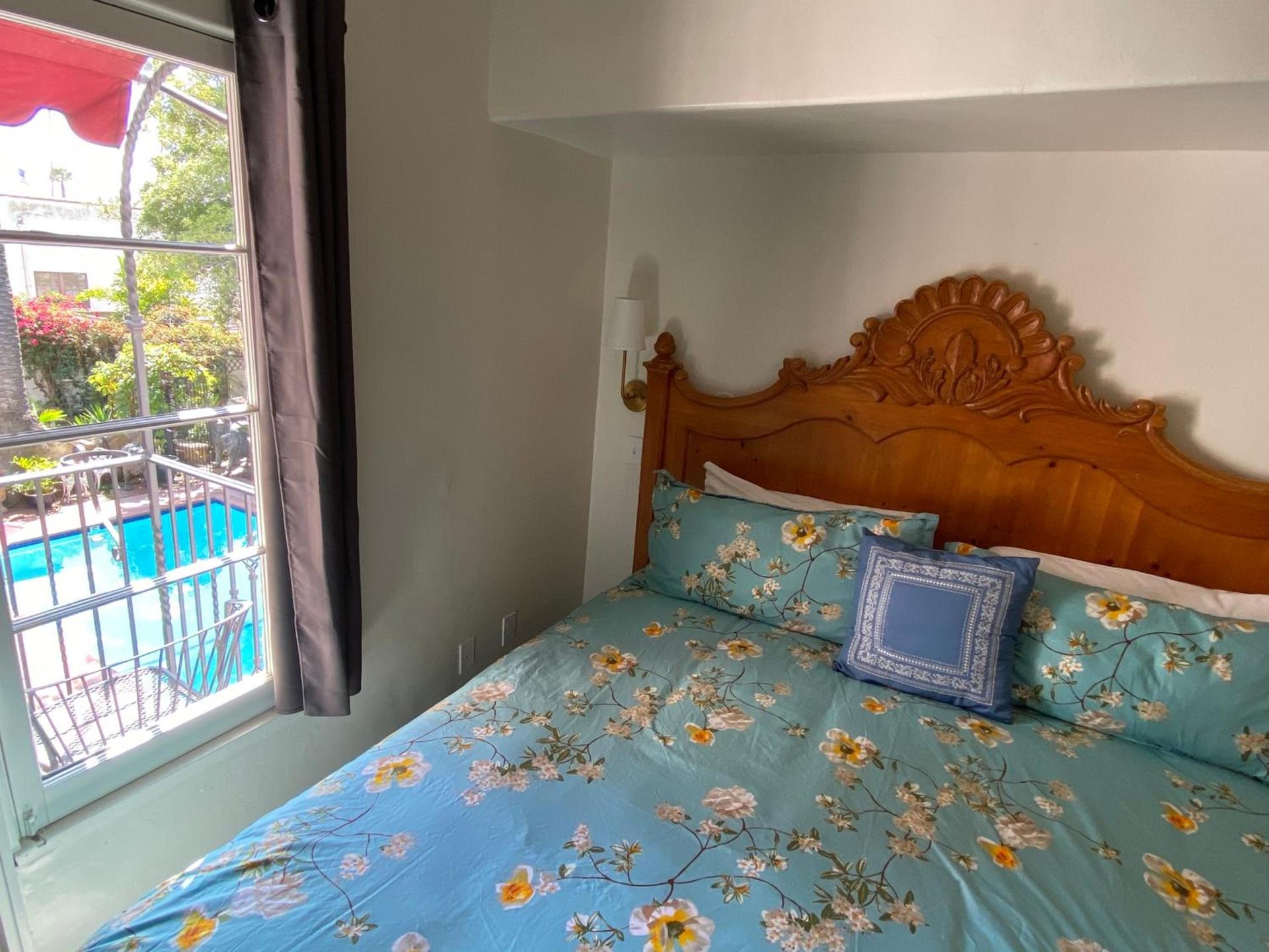 Villa Rosa Inn photo 38