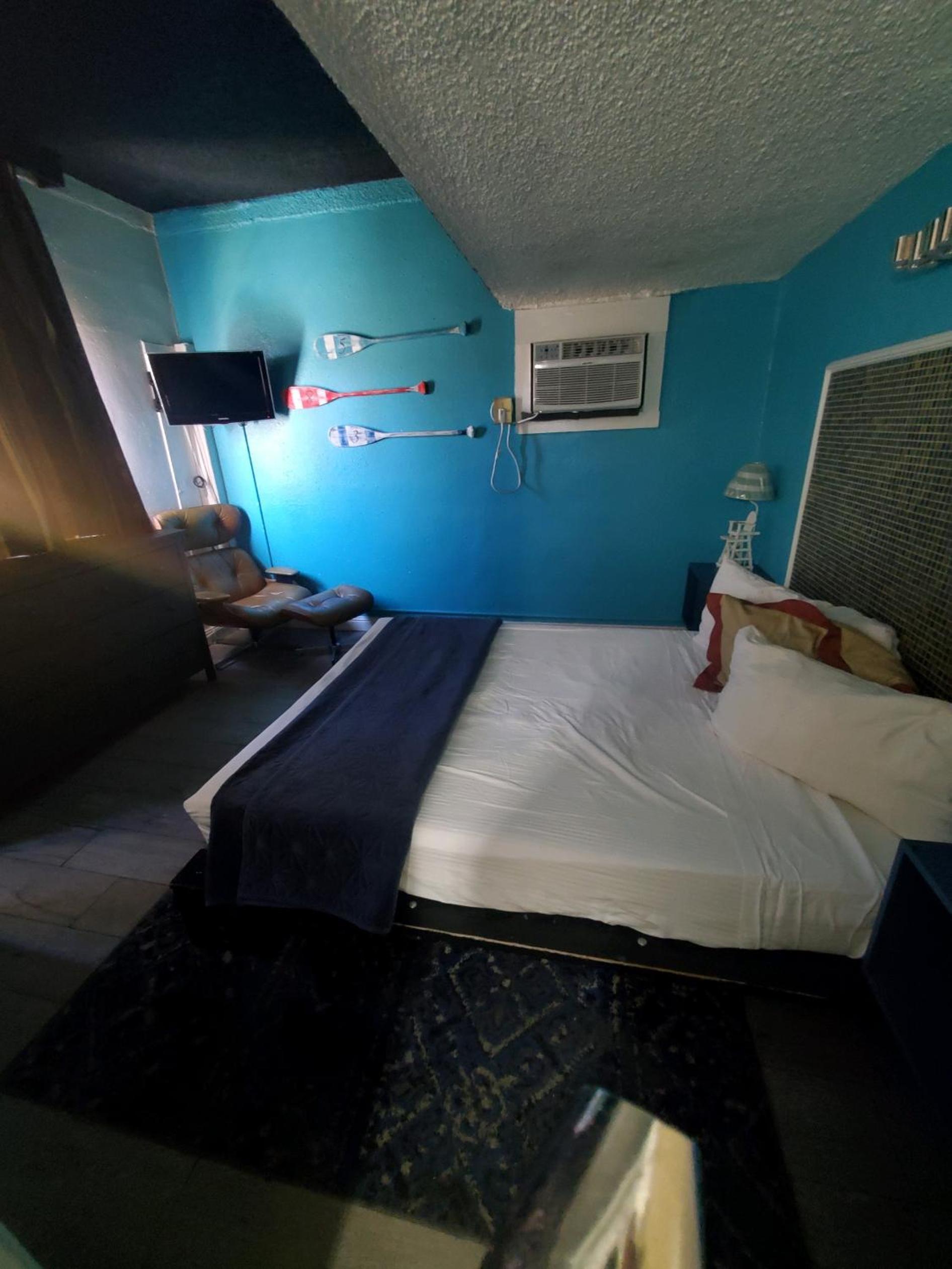 Desert Hills Motel photo 50