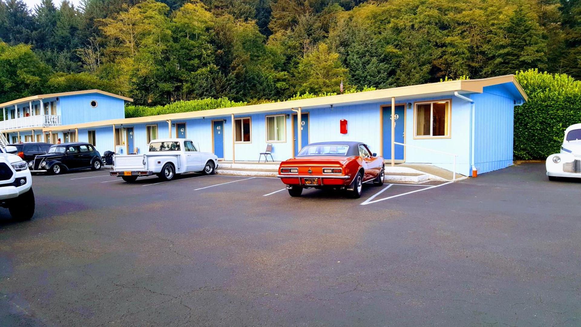 Winchester Bay Inn photo 19