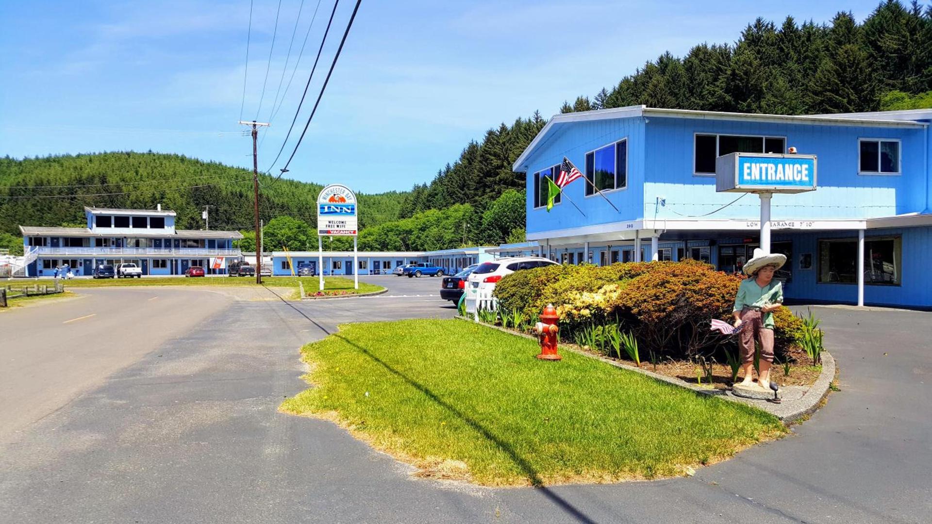 Winchester Bay Inn photo 12