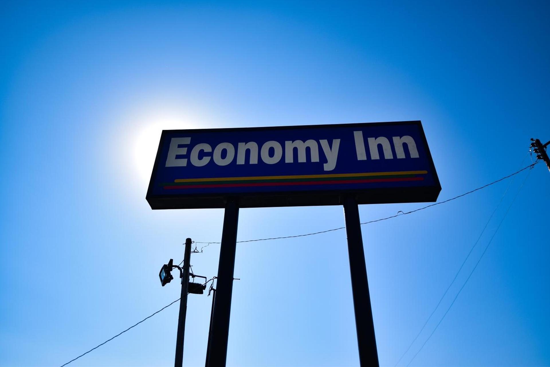 Economy Inn Beebe photo 30