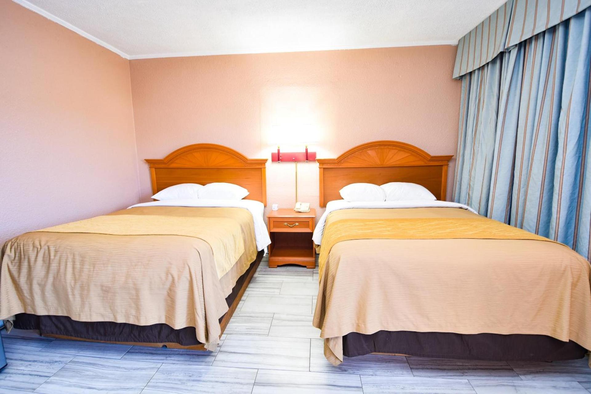 Economy Inn Beebe photo 16
