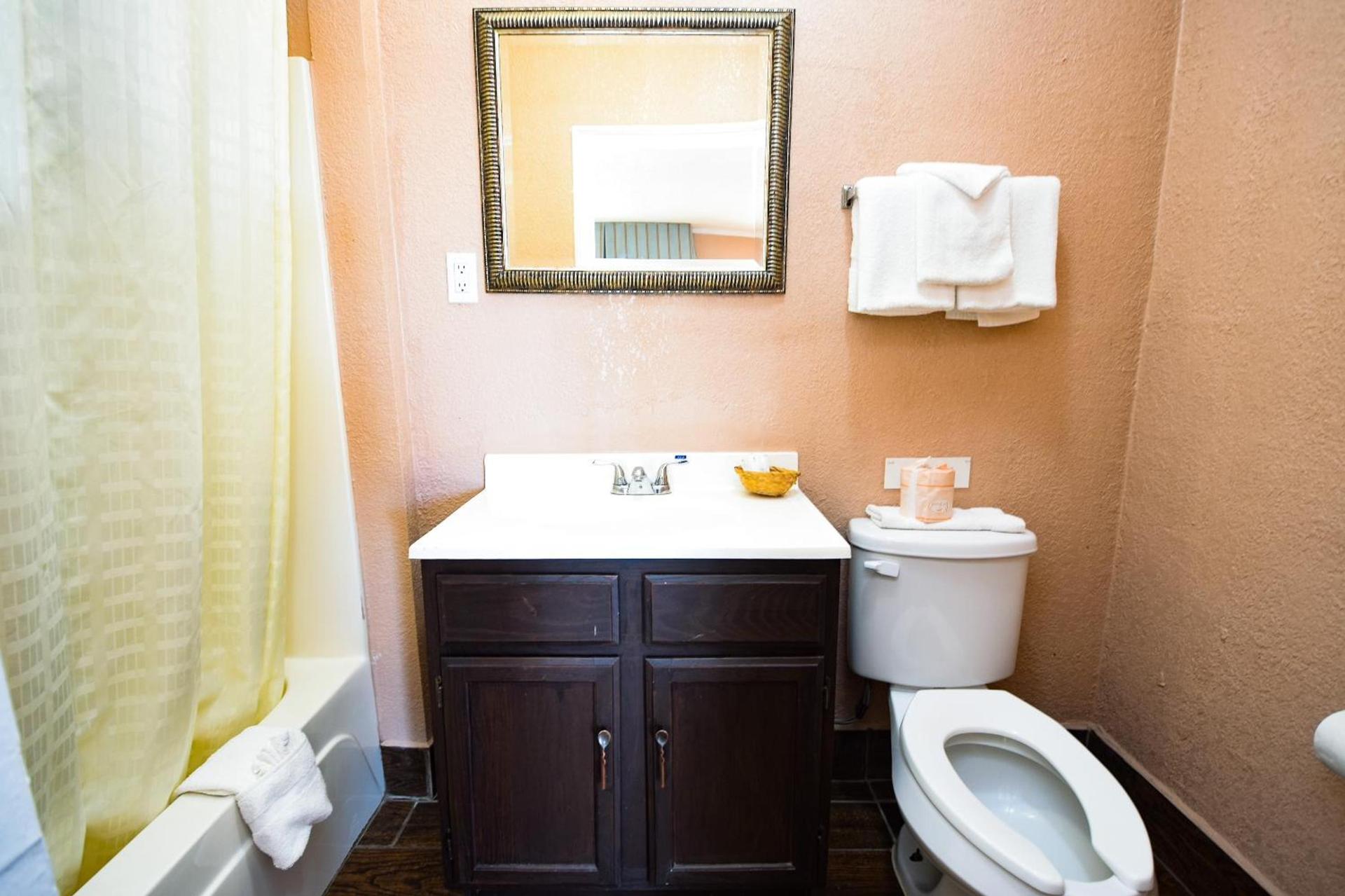 Economy Inn Beebe photo 4