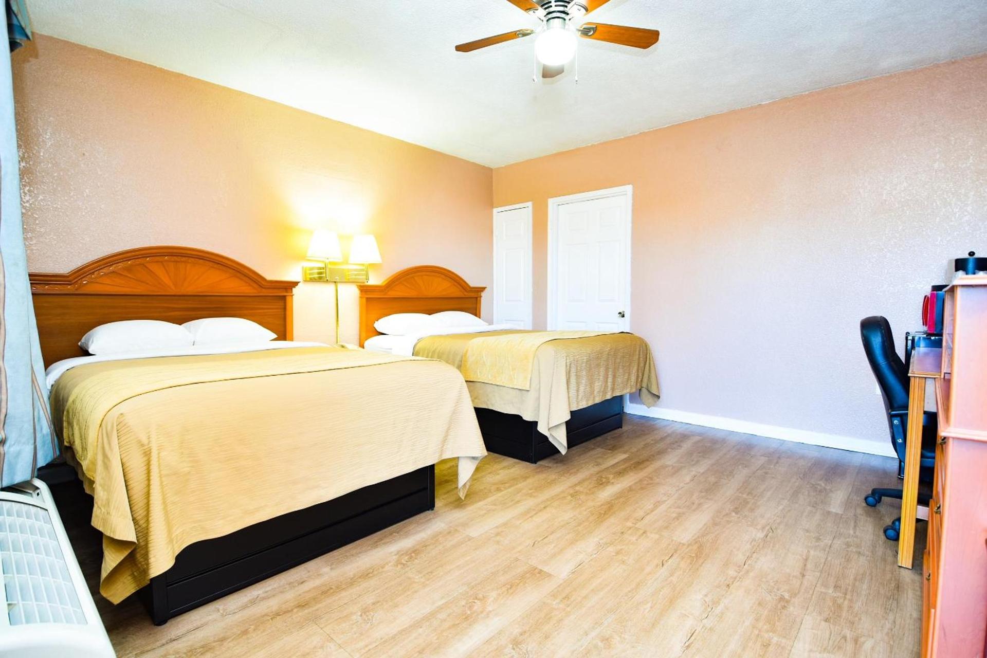 Economy Inn Beebe photo 22
