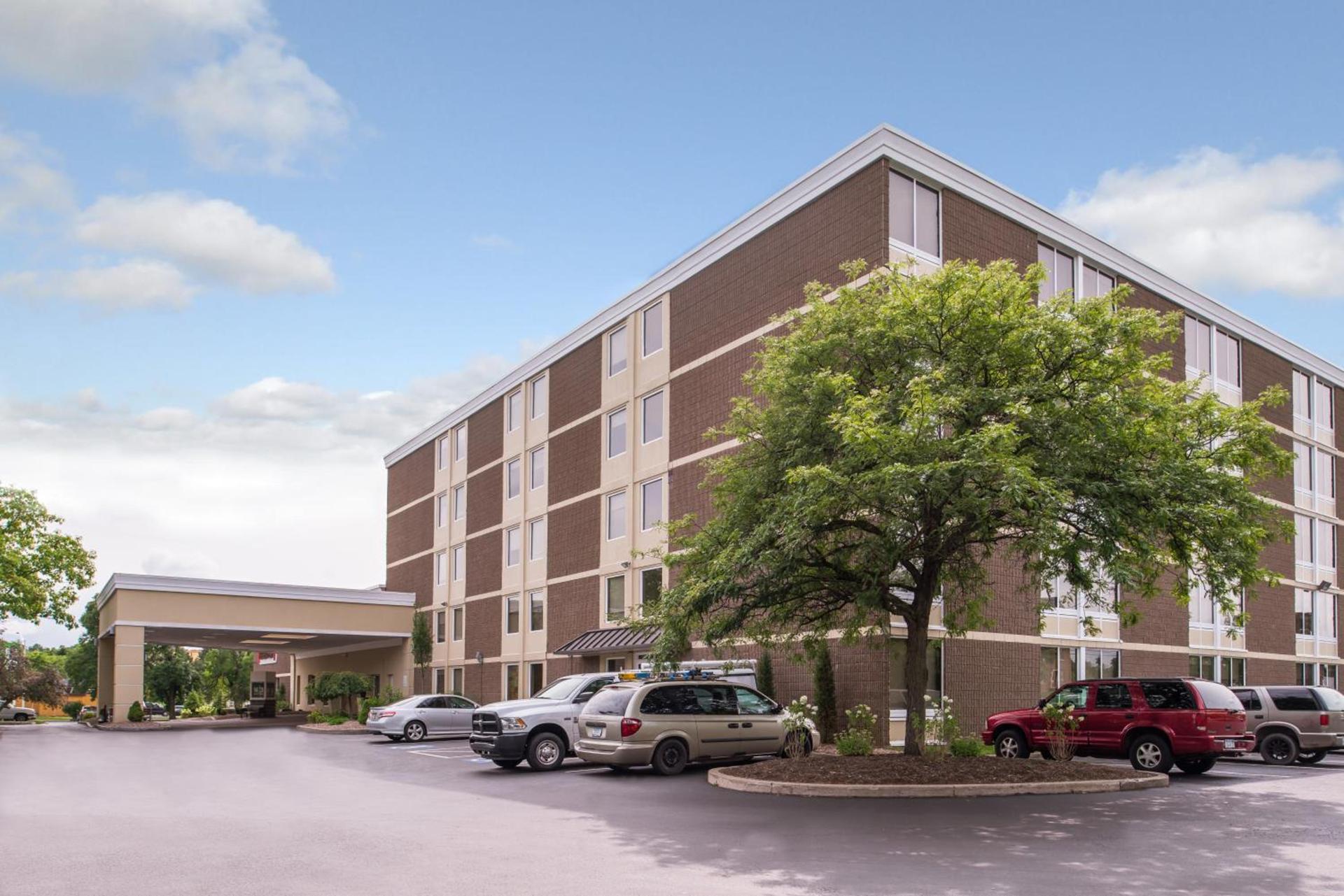 Holiday Inn Auburn-Finger Lakes Region by IHG photo 62