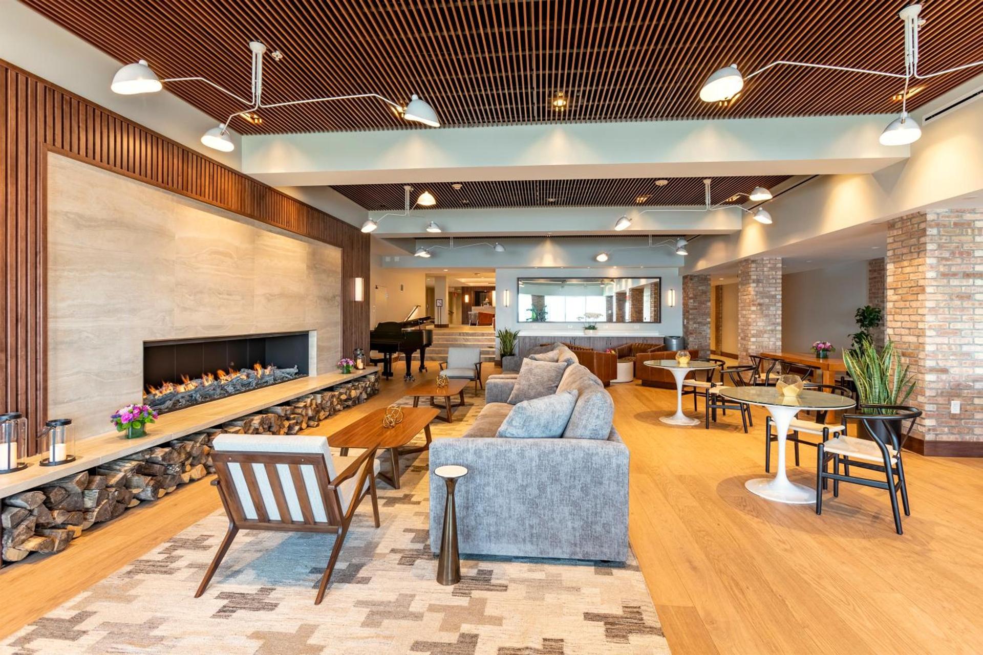 Delamar Traverse City photo 13
