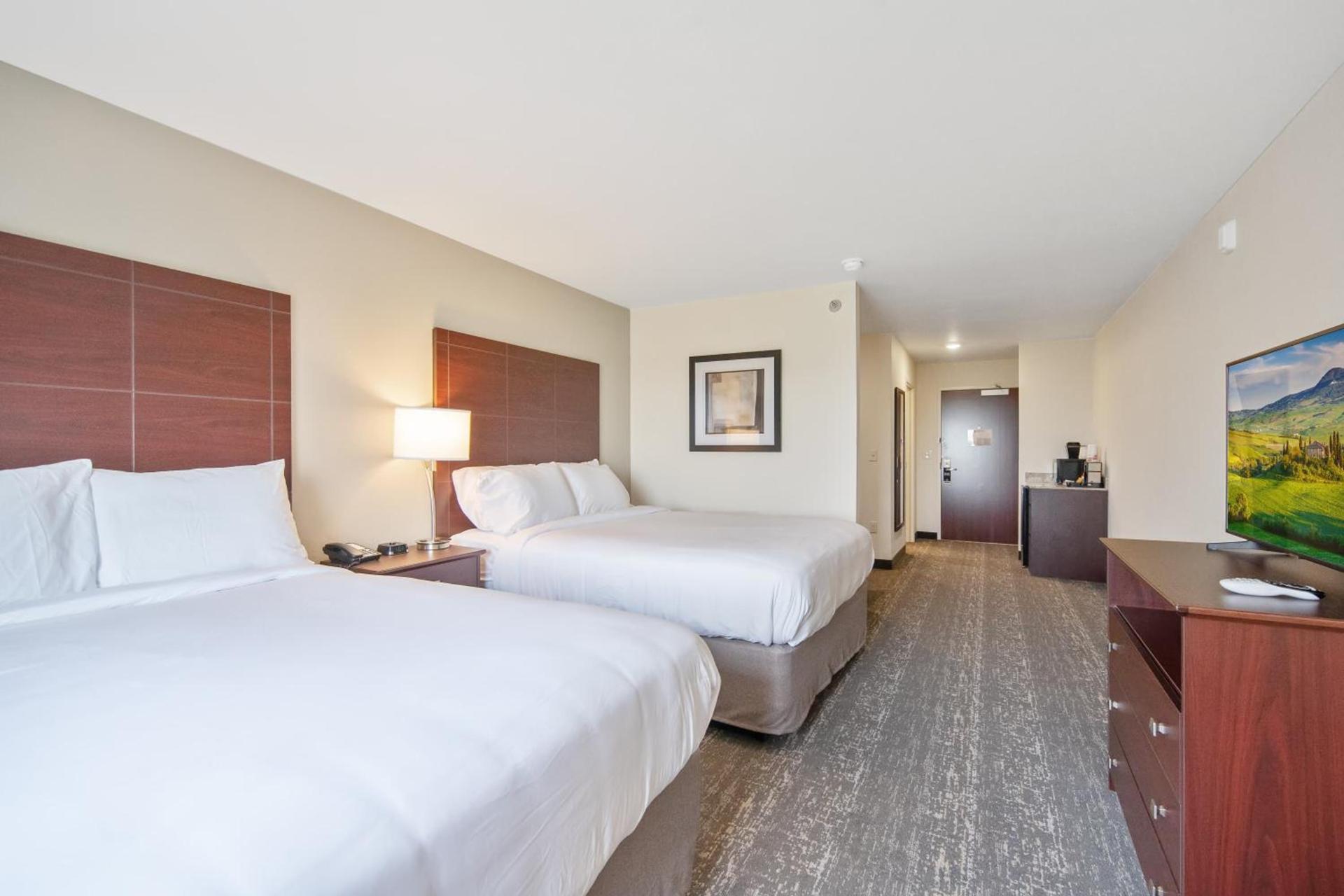 Cobblestone Hotel & Suites - Austin photo 14