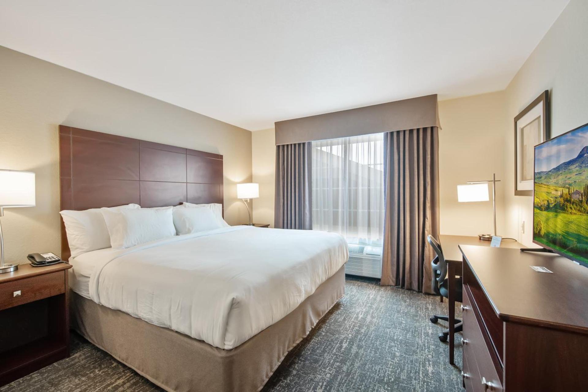 Cobblestone Hotel & Suites - Austin photo 28