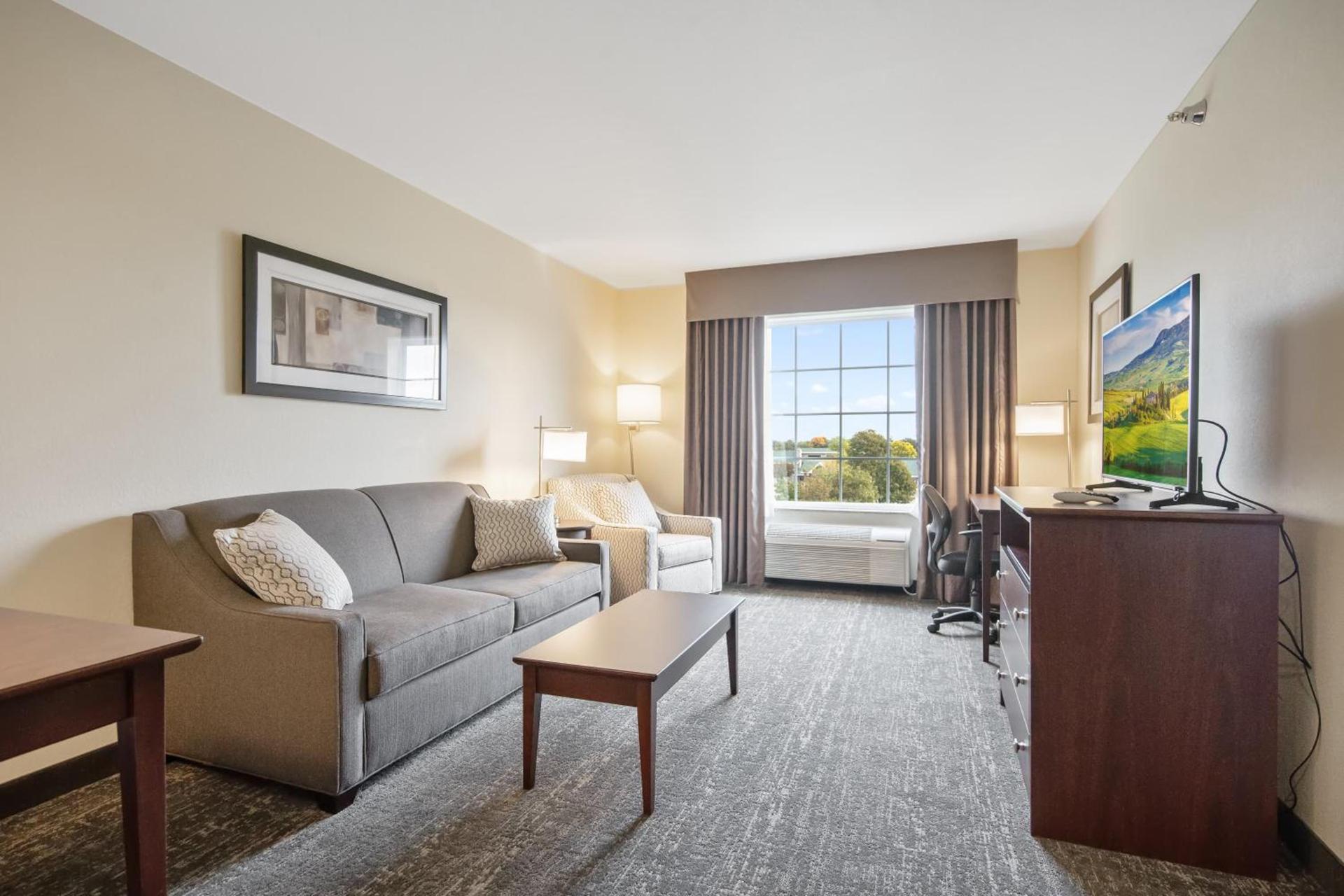 Cobblestone Hotel & Suites - Austin photo 29