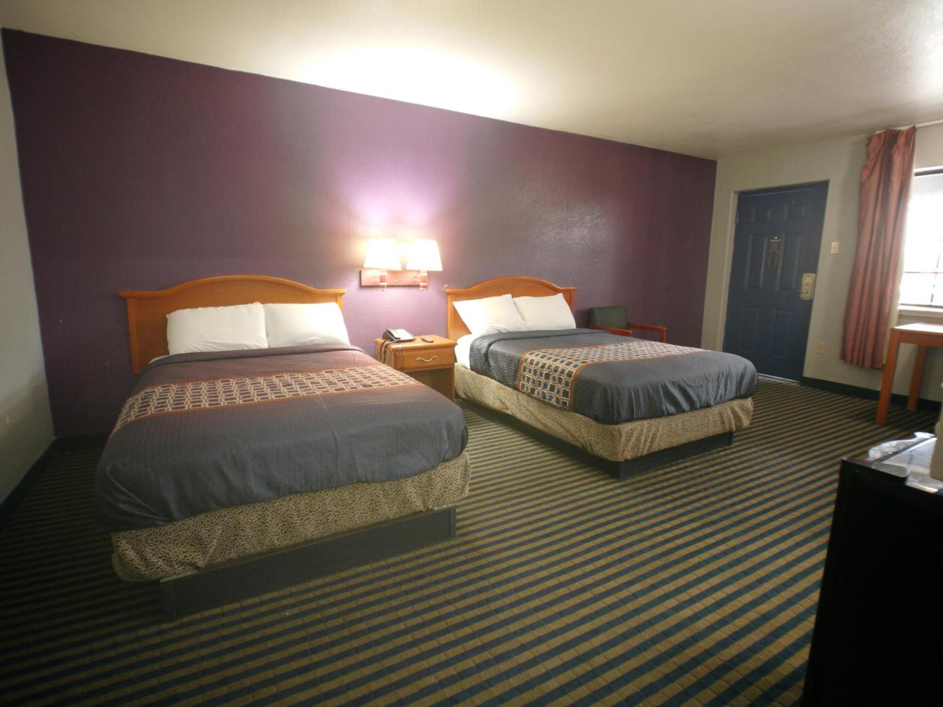 Texas Inn McAllen Airport photo 44