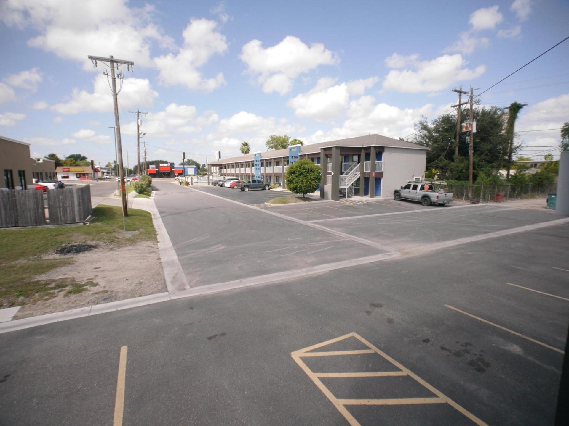 Texas Inn McAllen Airport photo 50