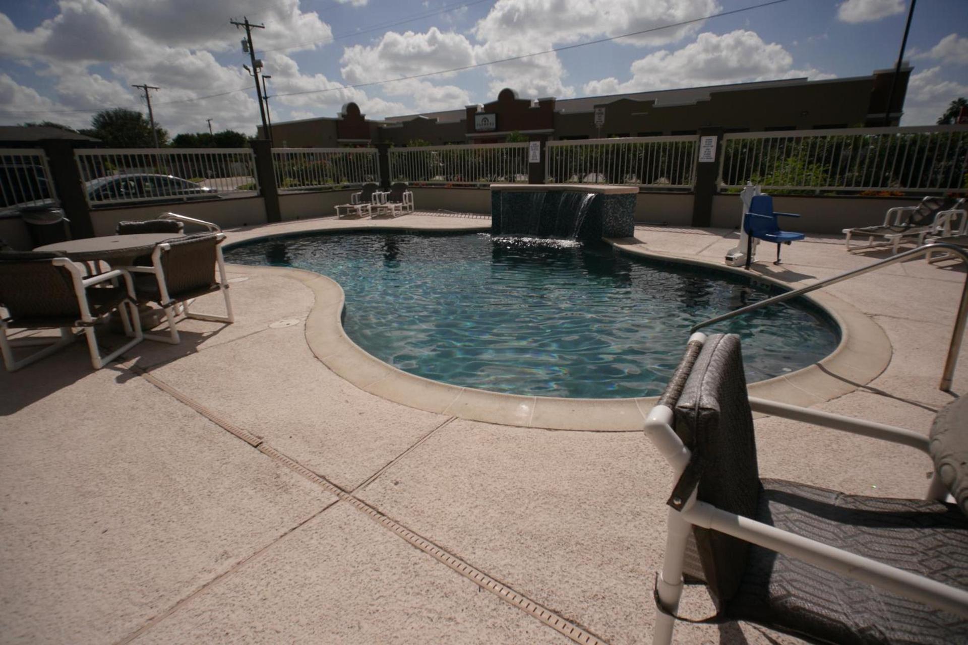 Texas Inn McAllen Airport photo 63