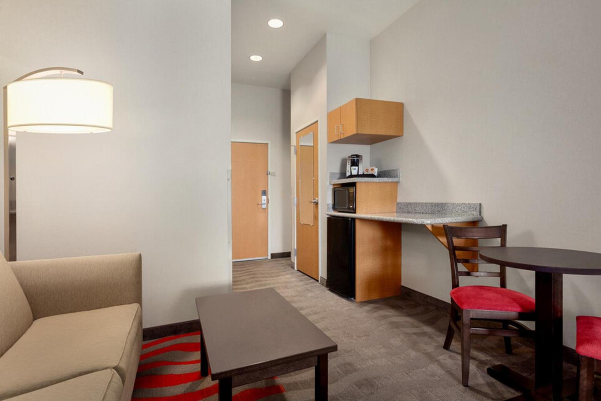 Comfort Suites Boise West Meridian photo 45