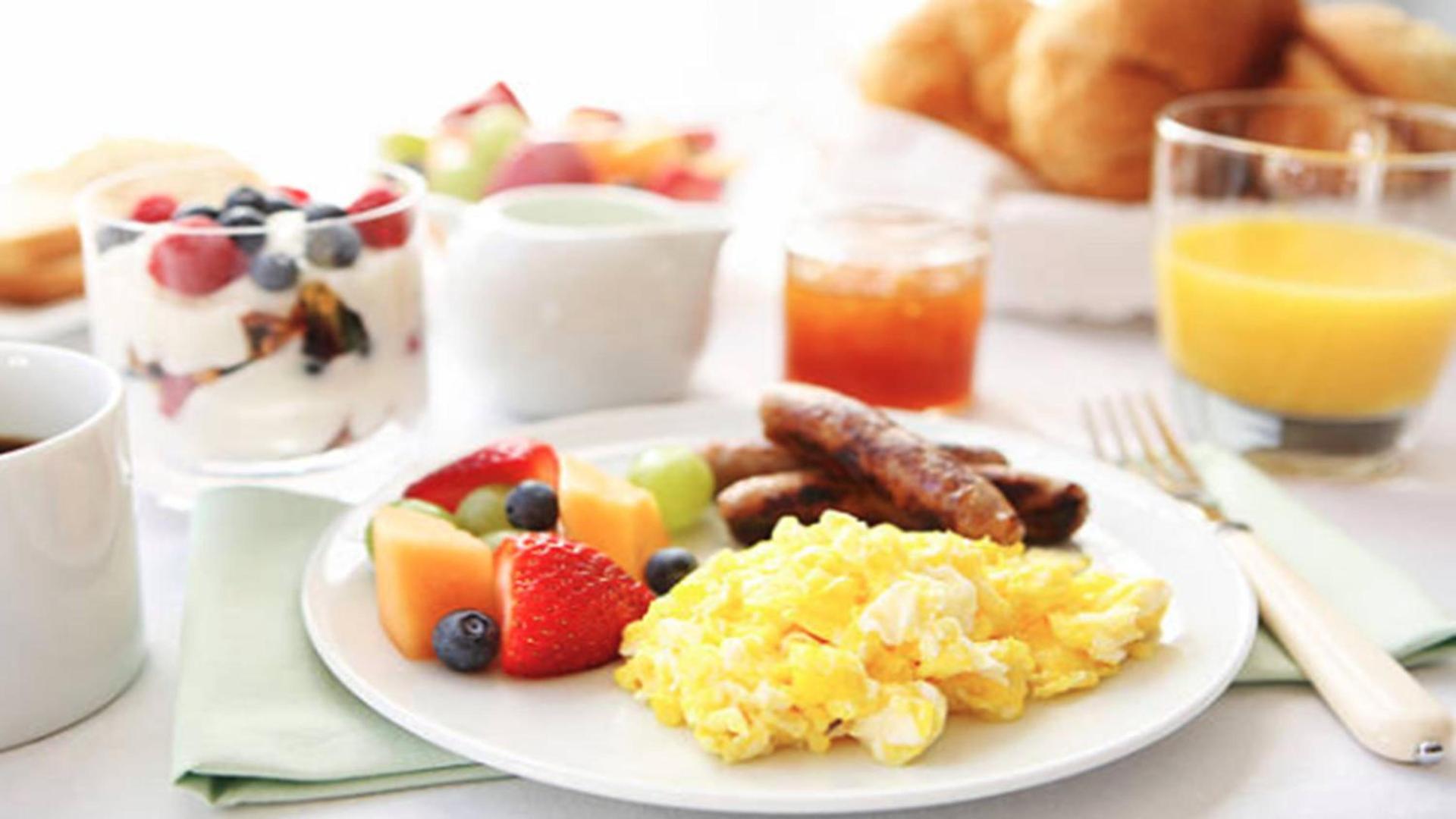 Holiday Inn Chicago Nw Crystal Lk Conv Ctr by IHG photo 5