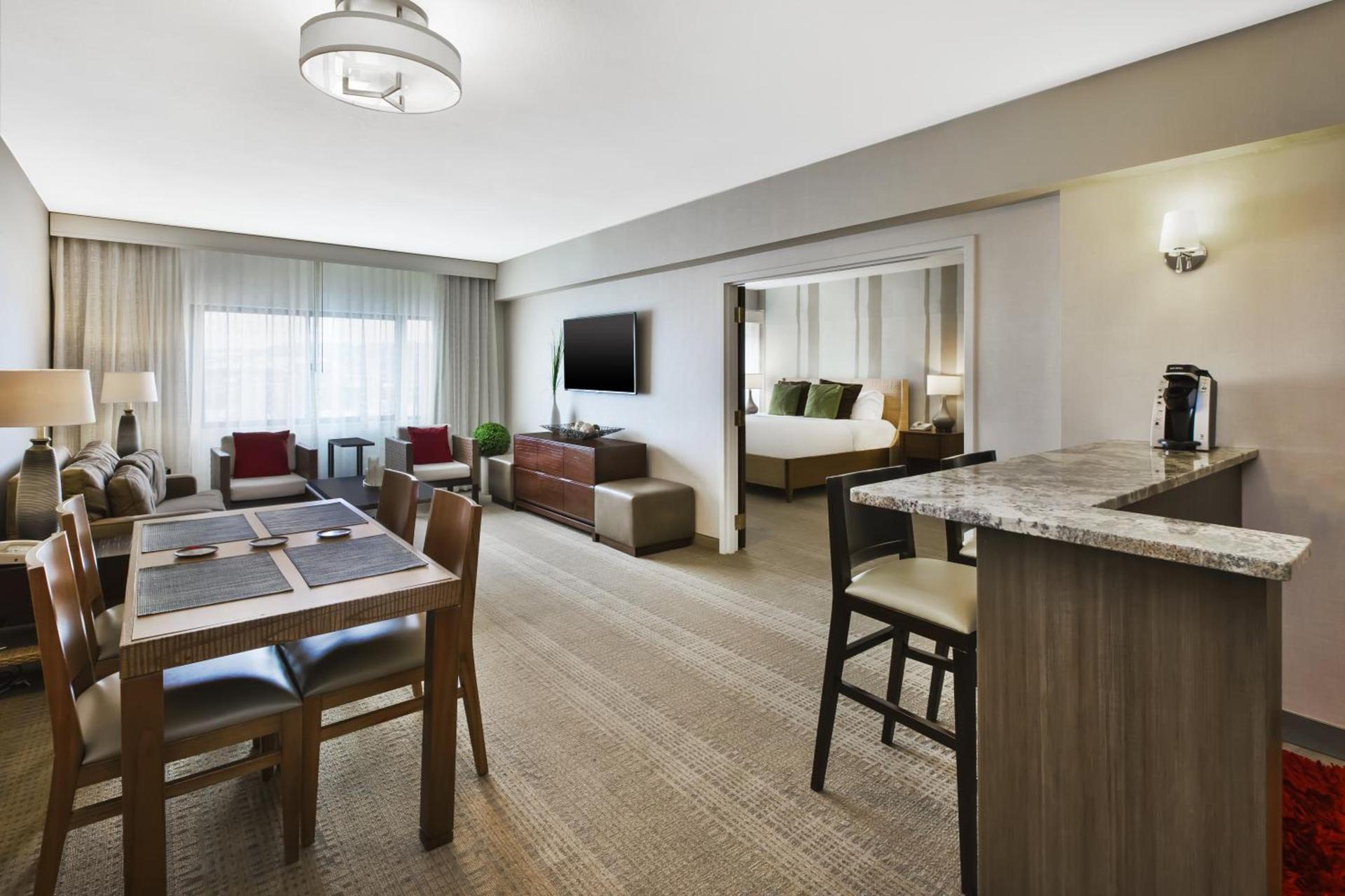 DoubleTree by Hilton Rapid City Downtown Convention Center photo 60