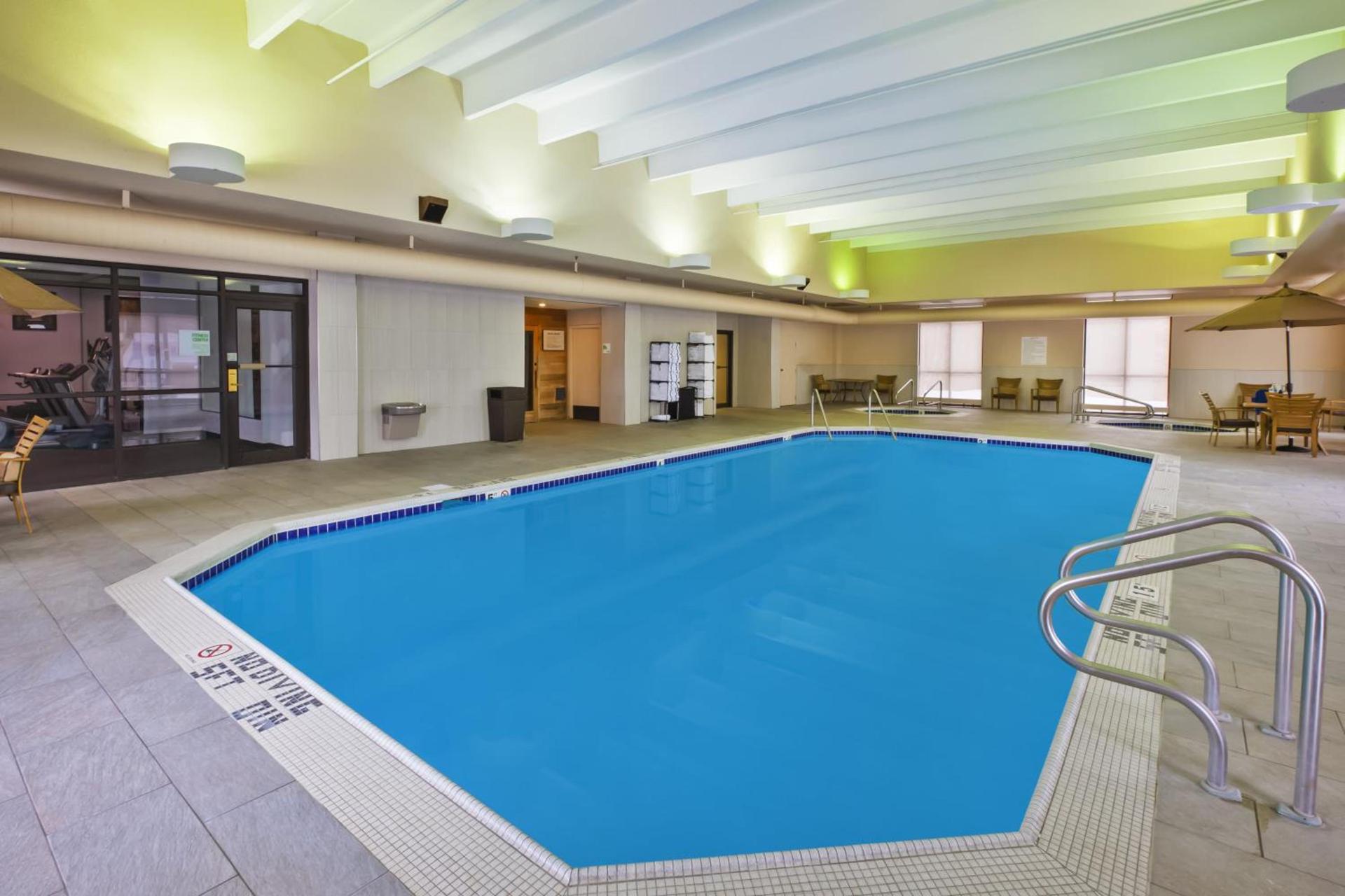 DoubleTree by Hilton Rapid City Downtown Convention Center photo 27