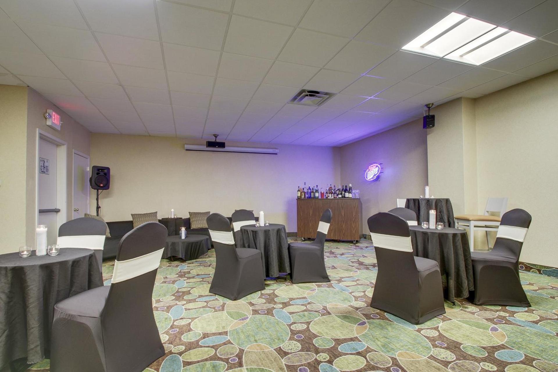 Holiday Inn Westbury-Long Island by IHG photo 47