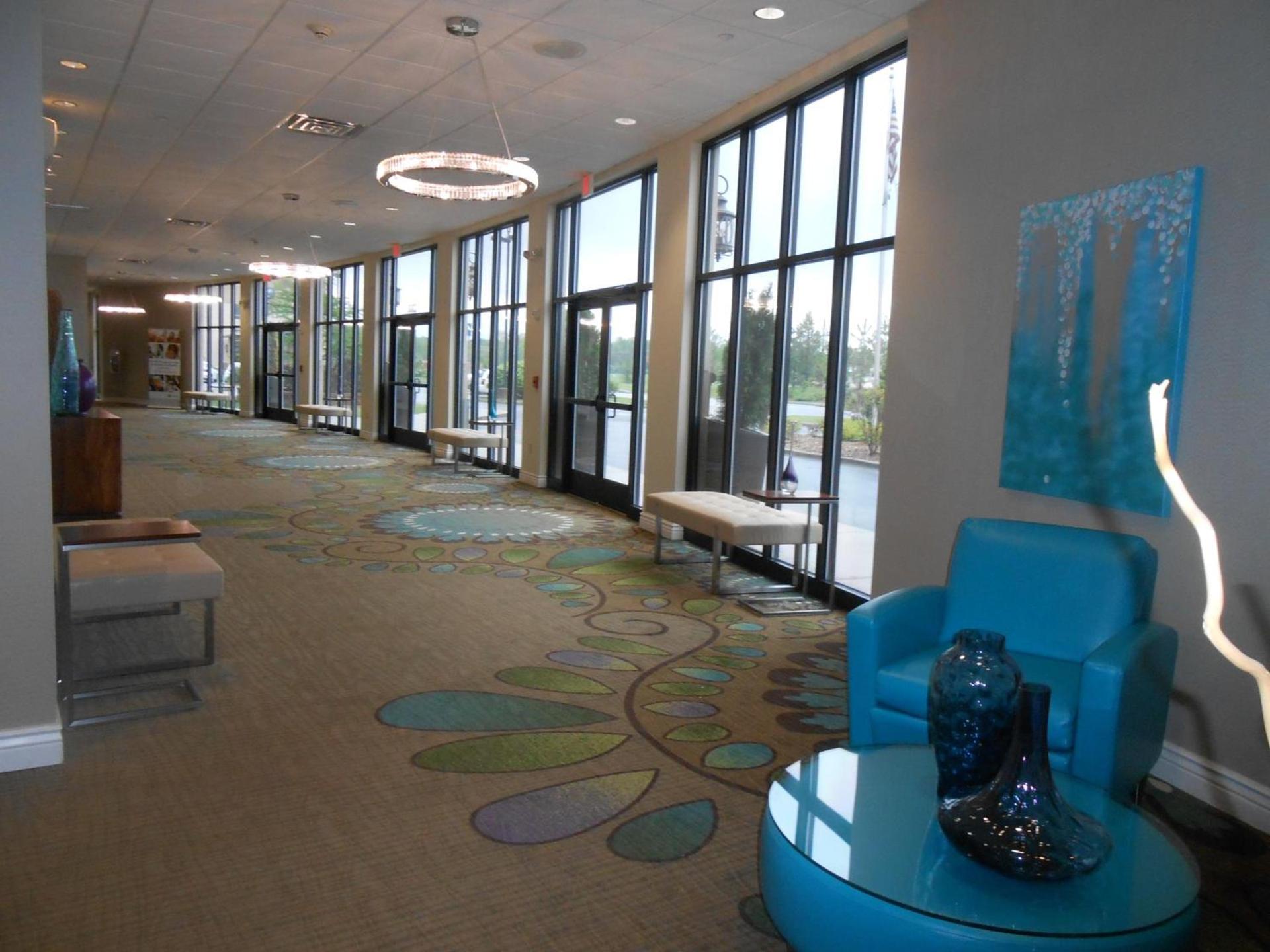 Holiday Inn Express & Suites Carbondale - University Area photo 9