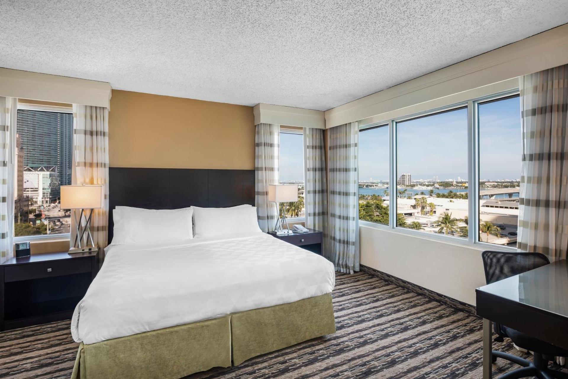 Holiday Inn Hotel Port of Miami-Downtown by IHG photo 50