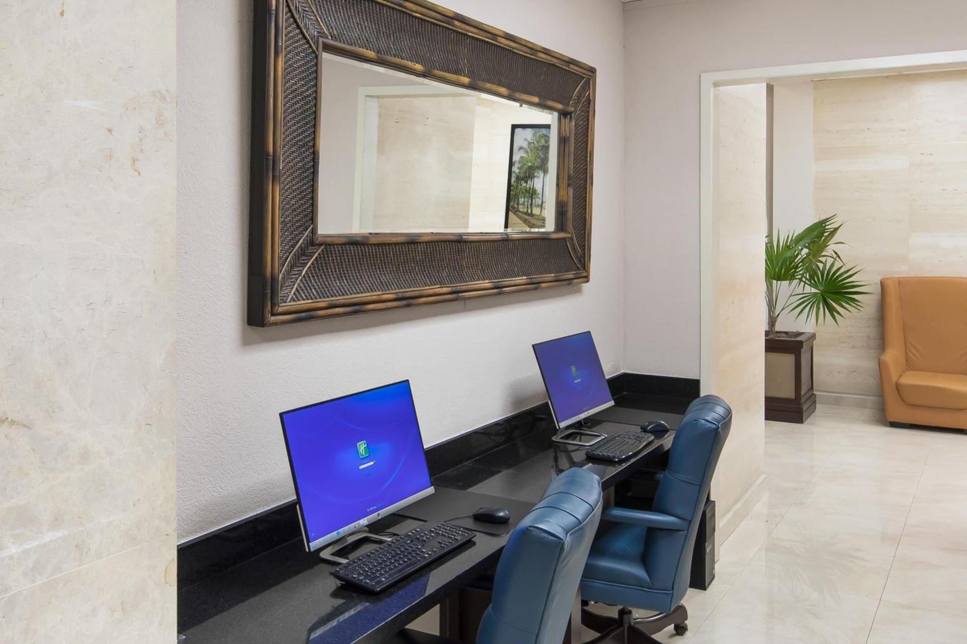 Holiday Inn Hotel Port of Miami-Downtown by IHG photo 26