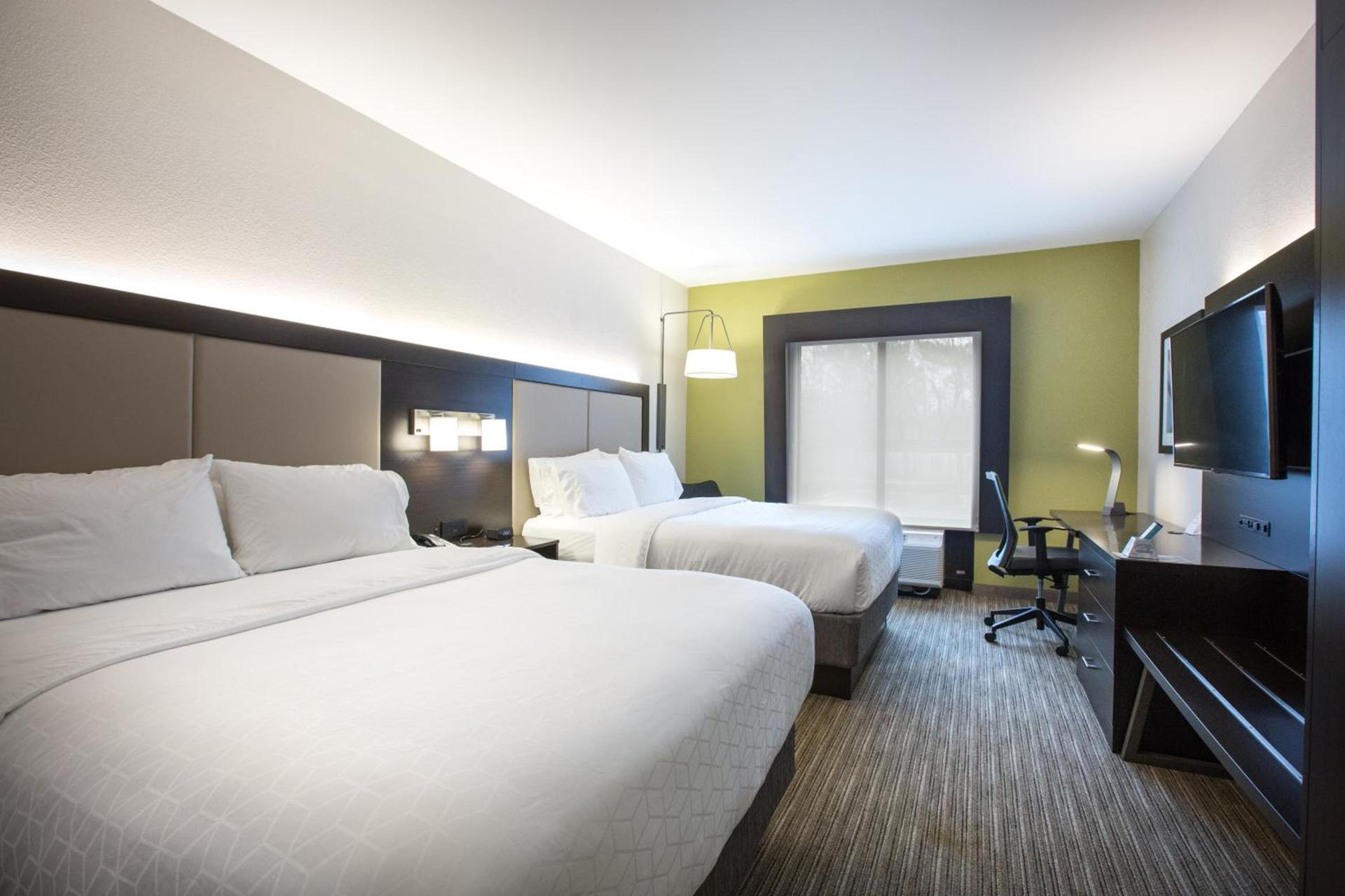 Holiday Inn Express & Suites Tupelo by IHG photo 28