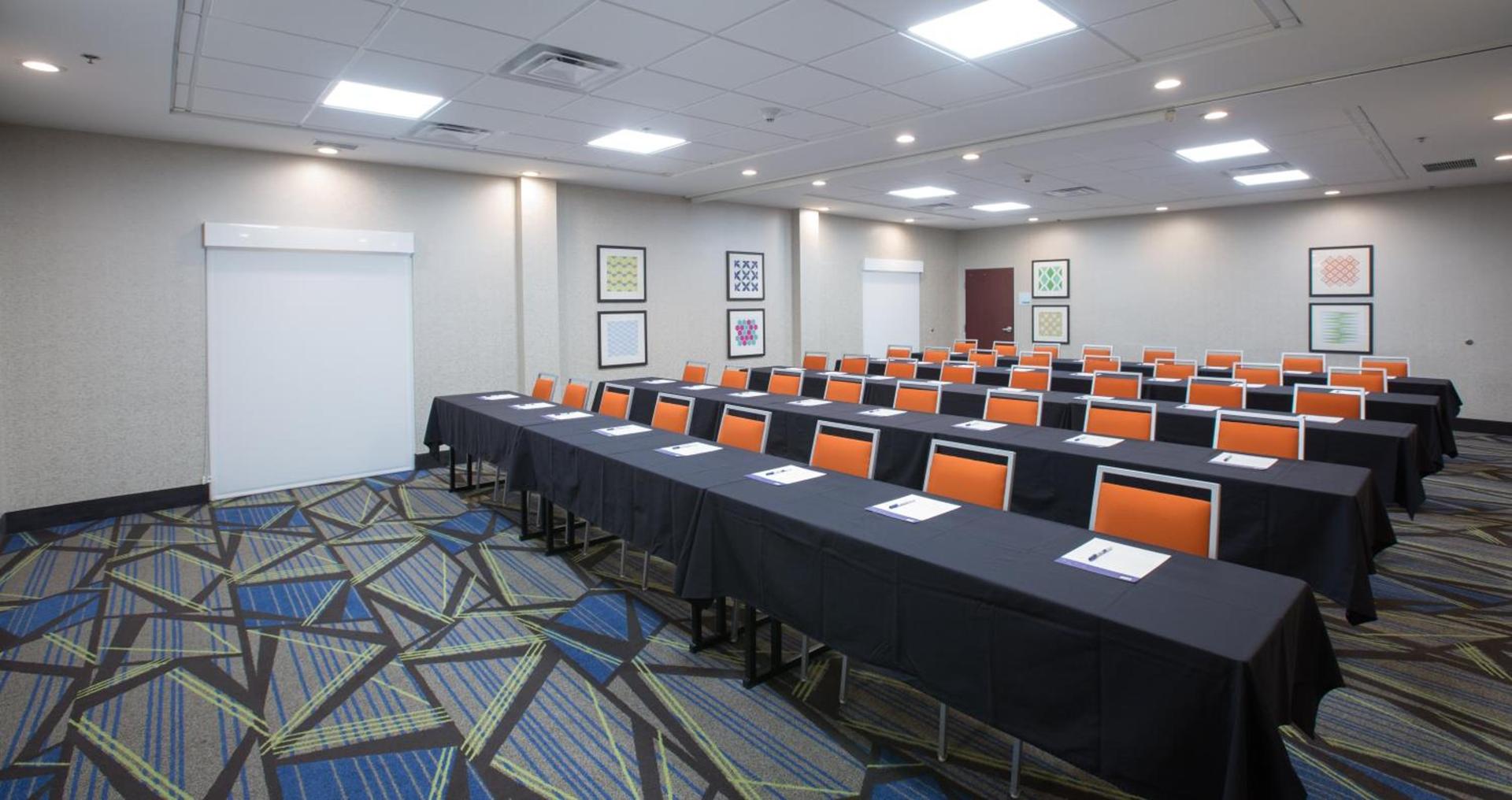 Holiday Inn Express & Suites Tupelo by IHG photo 35
