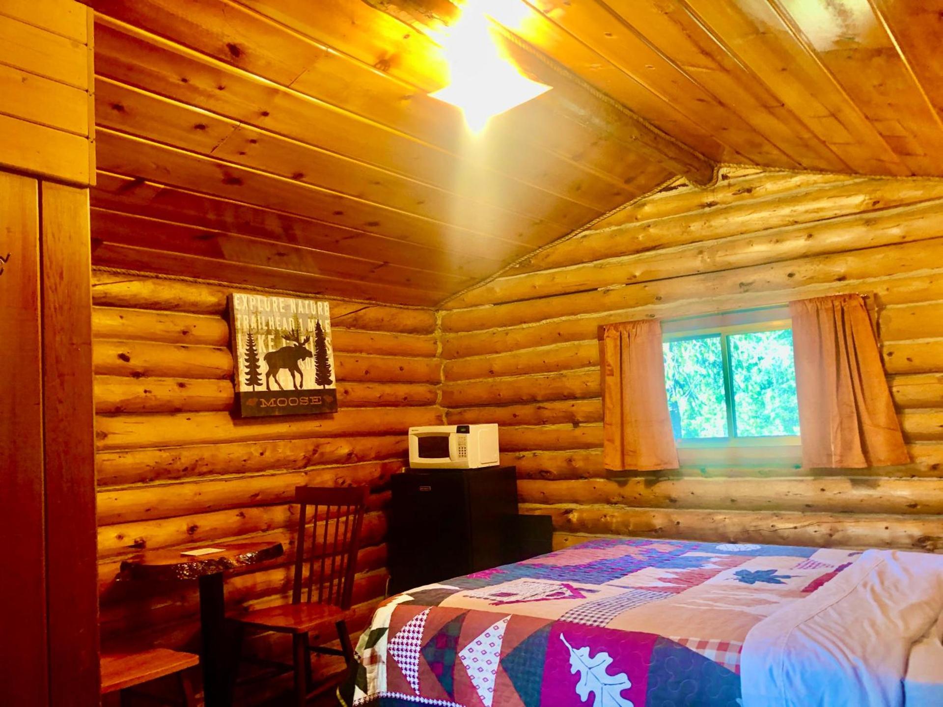 Carlo Creek Cabins photo 30
