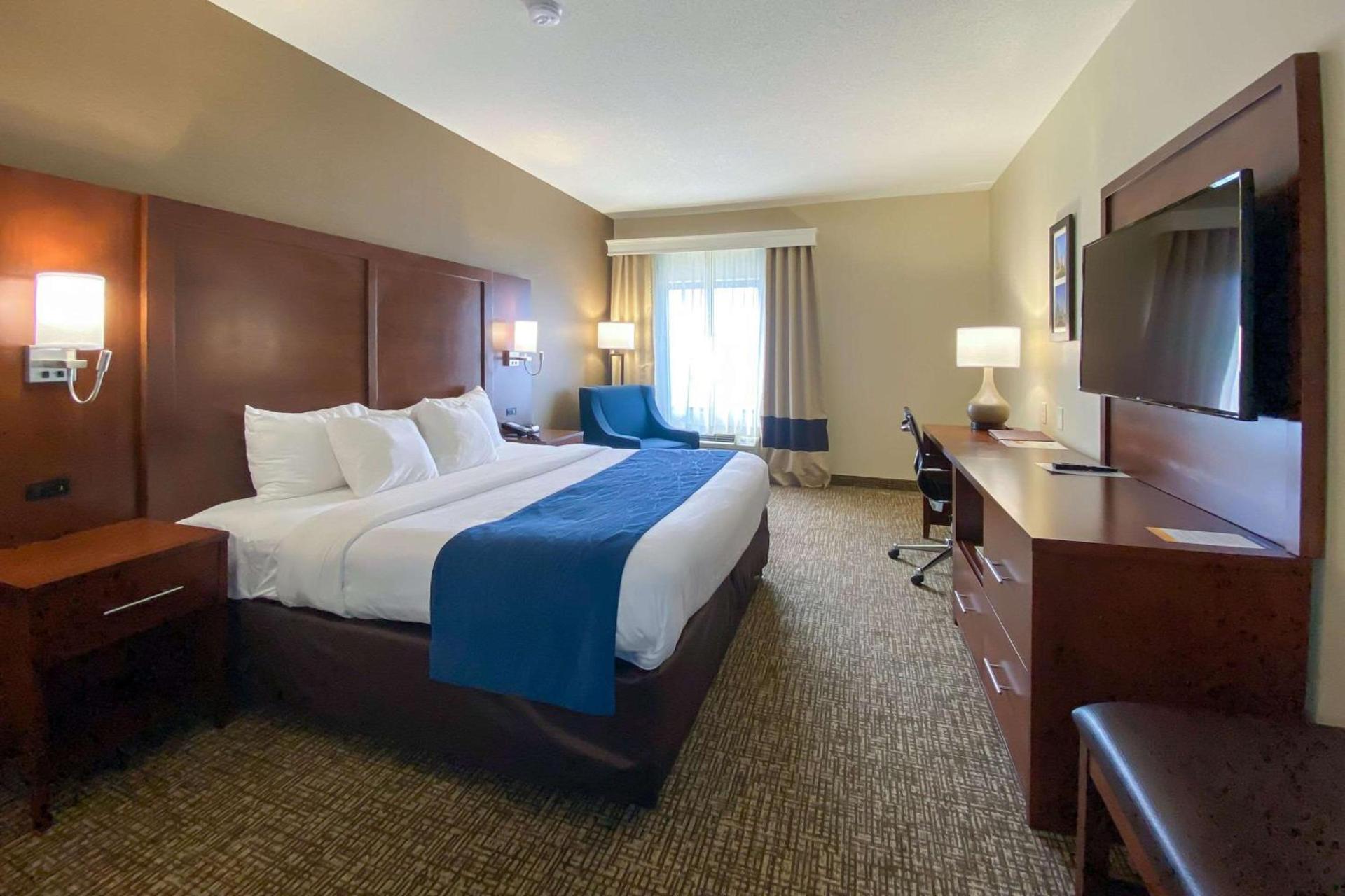 Comfort Inn East Windsor - Springfield photo 6